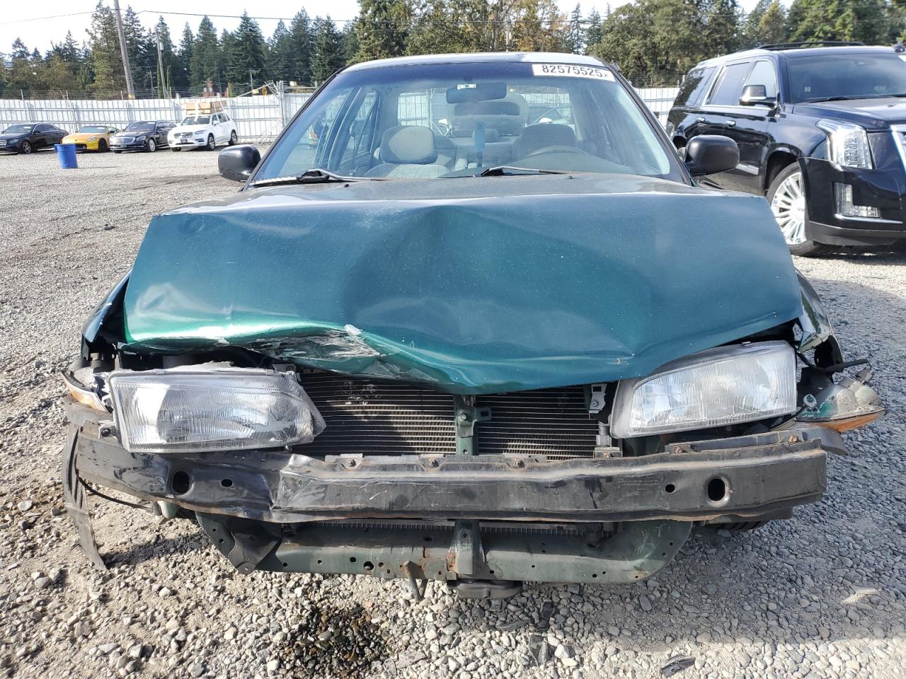 1999 Mitsubishi Mirage De Green vin: JA3AY26A2XU026593