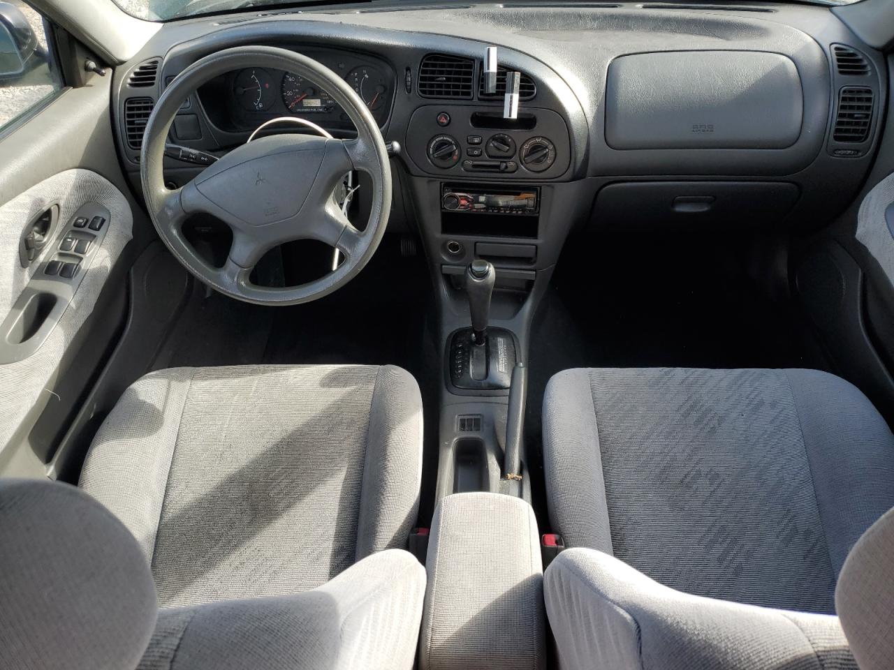 1999 Mitsubishi Mirage De Green vin: JA3AY26A2XU026593