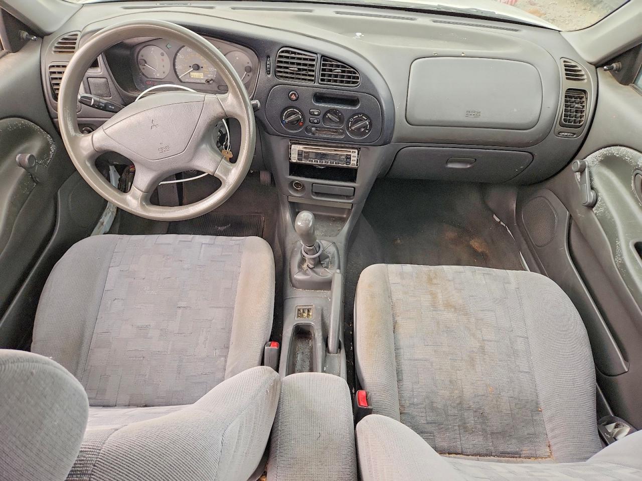 1998 Mitsubishi Mirage De Белый vin: JA3AY26A9WU033068
