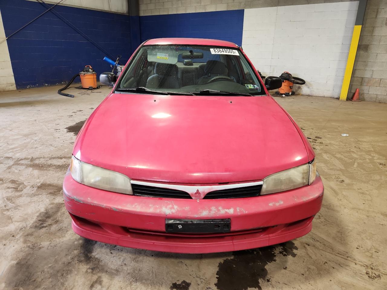 2001 Mitsubishi Mirage Es Red vin: JA3AY26C01U050223