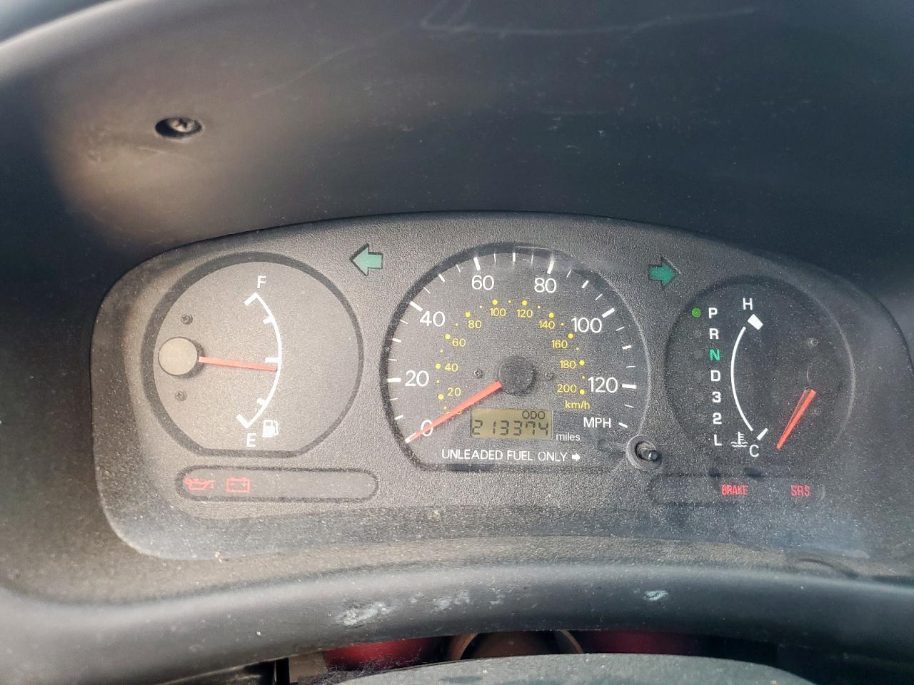2000 Mitsubishi Mirage De Burgundy vin: JA3AY26C0YU033500