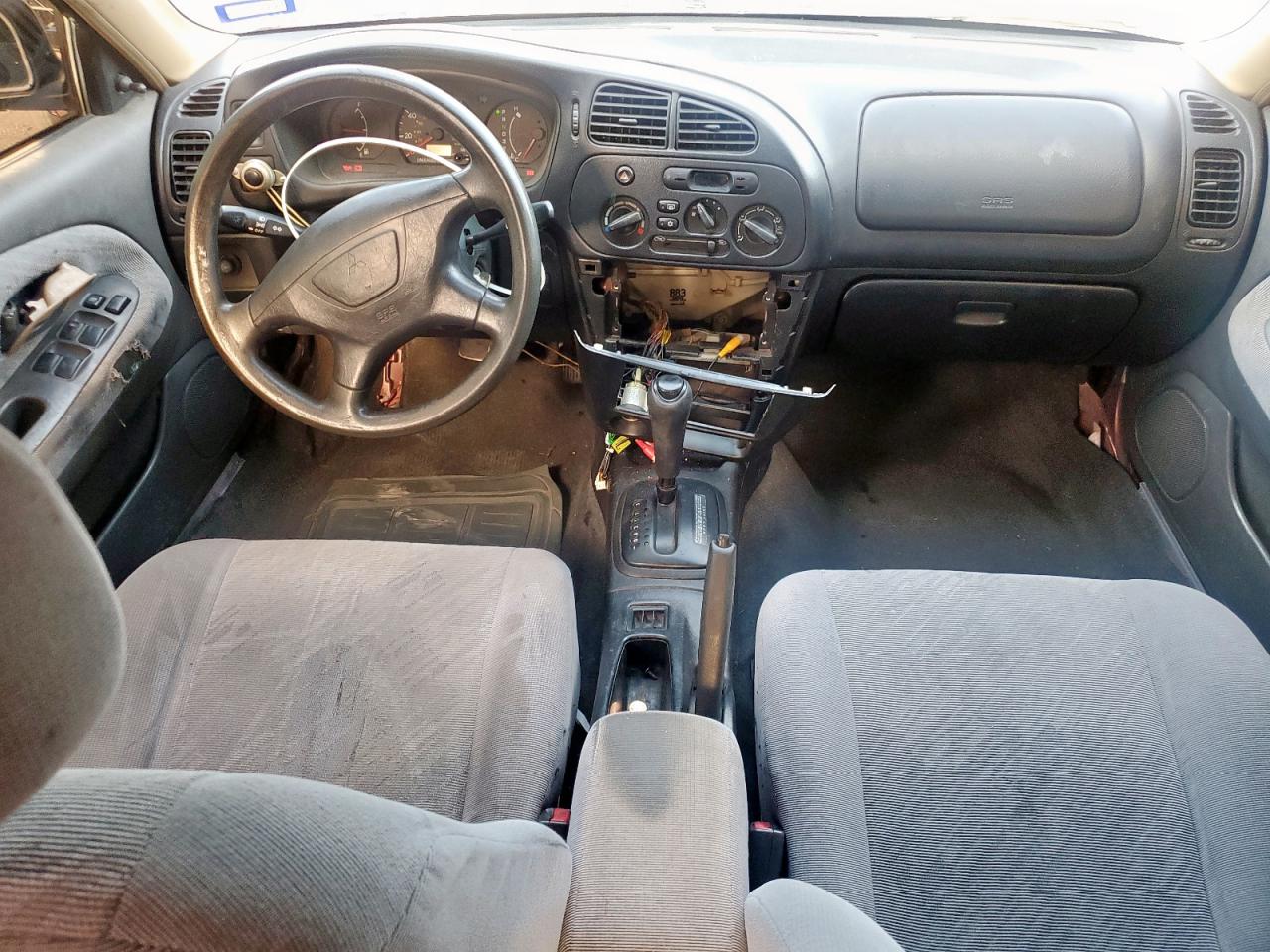 2000 Mitsubishi Mirage De Burgundy vin: JA3AY26C0YU033500