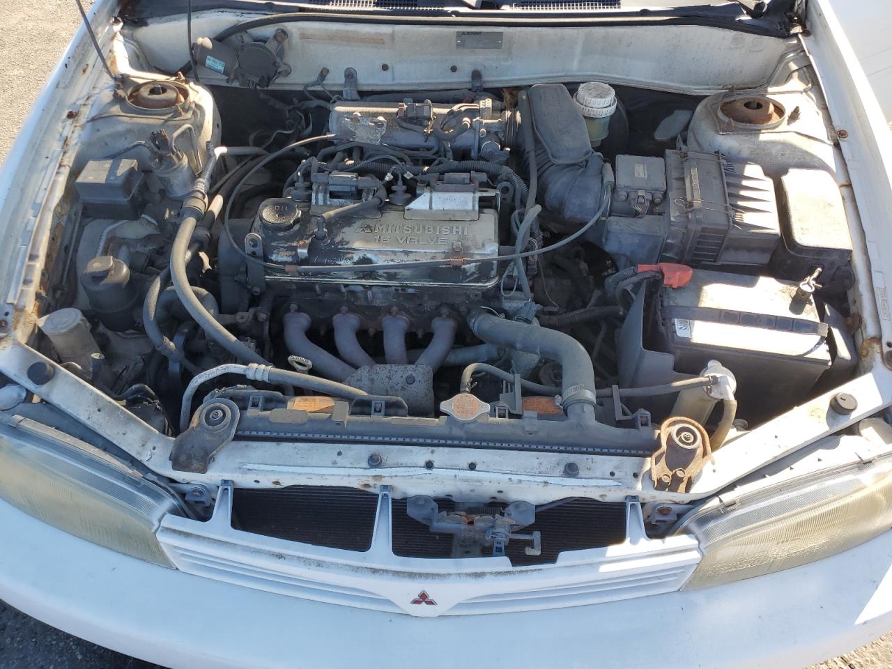 2001 Mitsubishi Mirage Es Белый vin: JA3AY26C21U013335