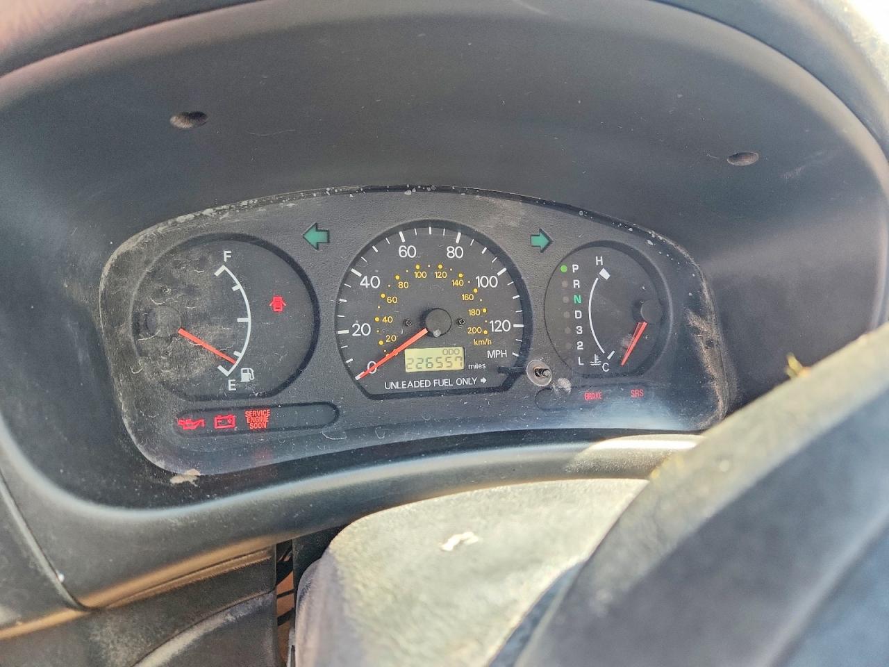 2000 Mitsubishi Mirage De Green vin: JA3AY26C2YU008193