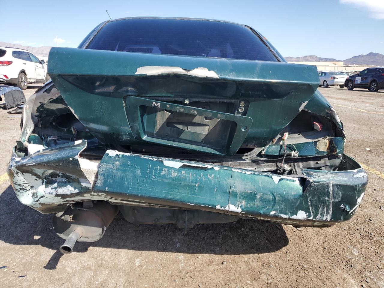 2000 Mitsubishi Mirage De Green vin: JA3AY26C2YU050010
