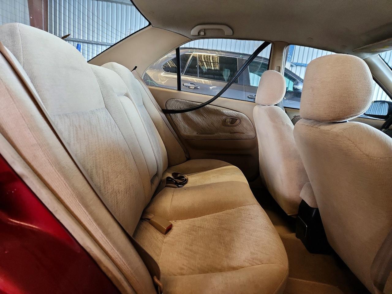 2000 Mitsubishi Mirage De Red vin: JA3AY26C3YU031708
