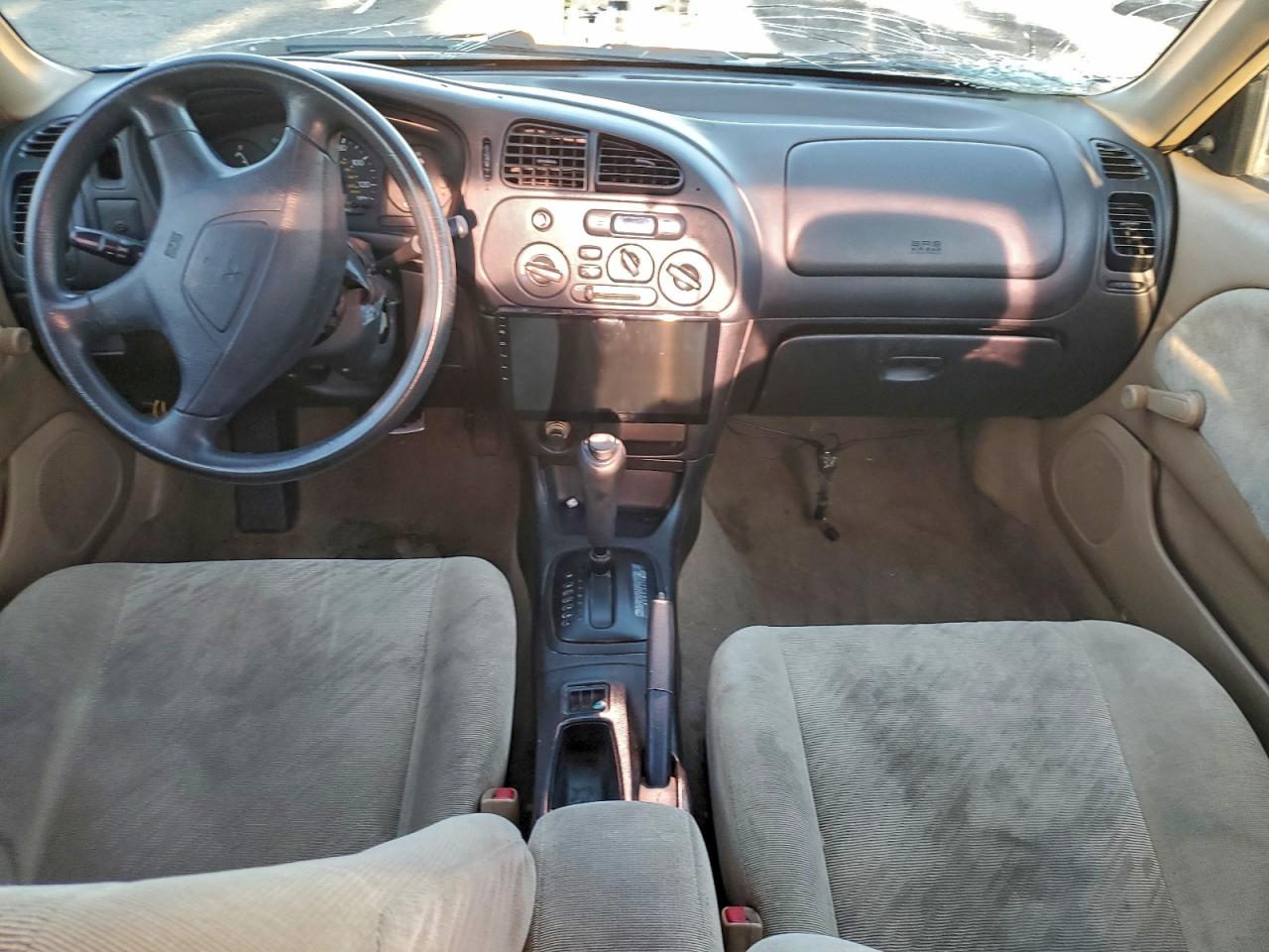 2000 Mitsubishi Mirage De Green vin: JA3AY26C3YU055975
