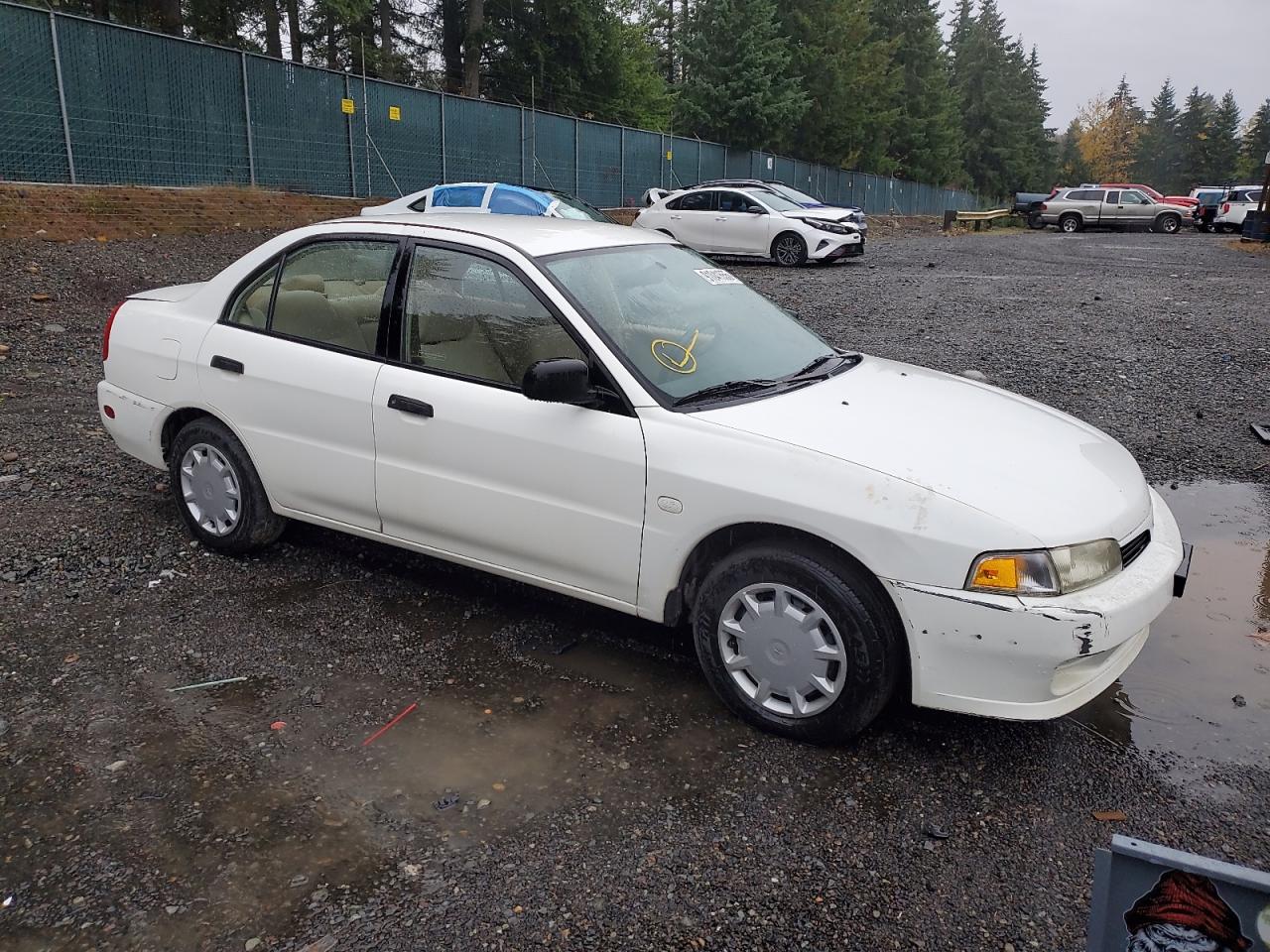 2001 Mitsubishi Mirage Es White vin: JA3AY26C41U052816