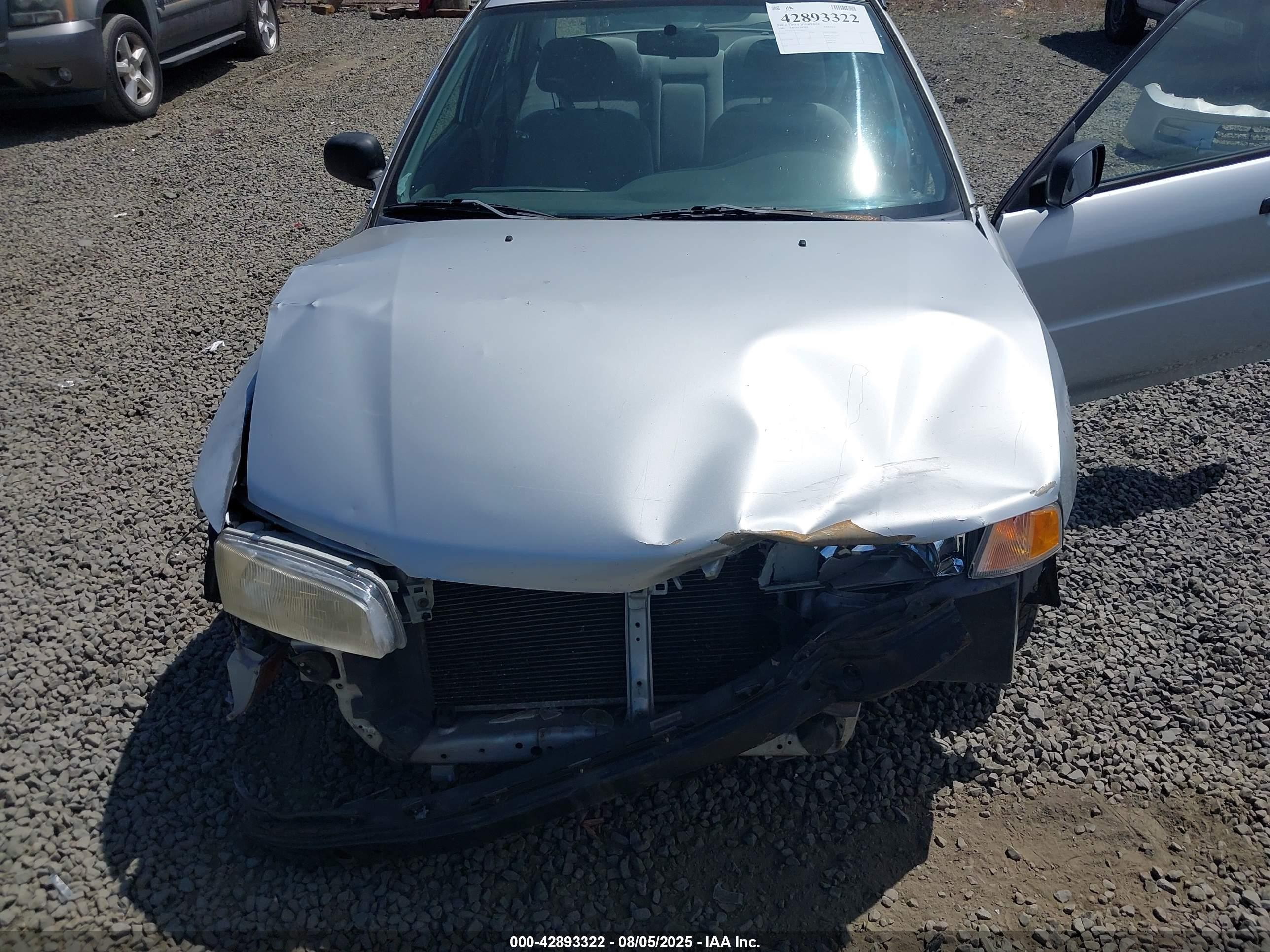 2000 Mitsubishi Mirage De Silver vin: JA3AY26C4YU060327