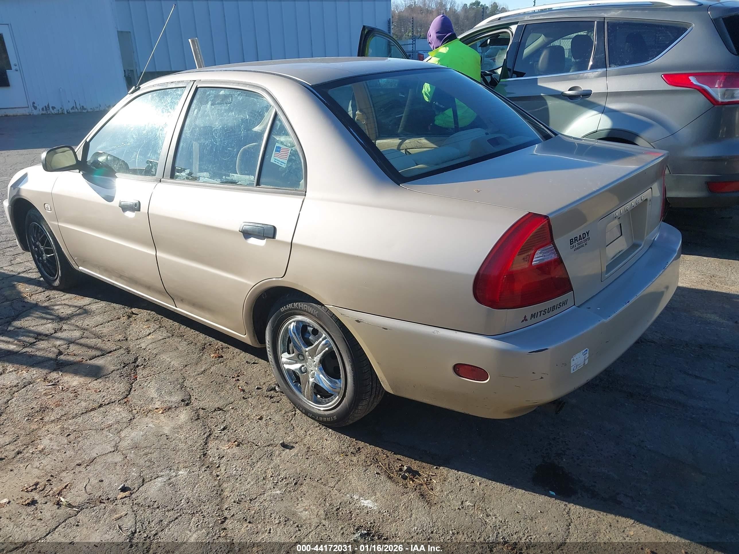2000 Mitsubishi Mirage De Gold vin: JA3AY26C6YU011226