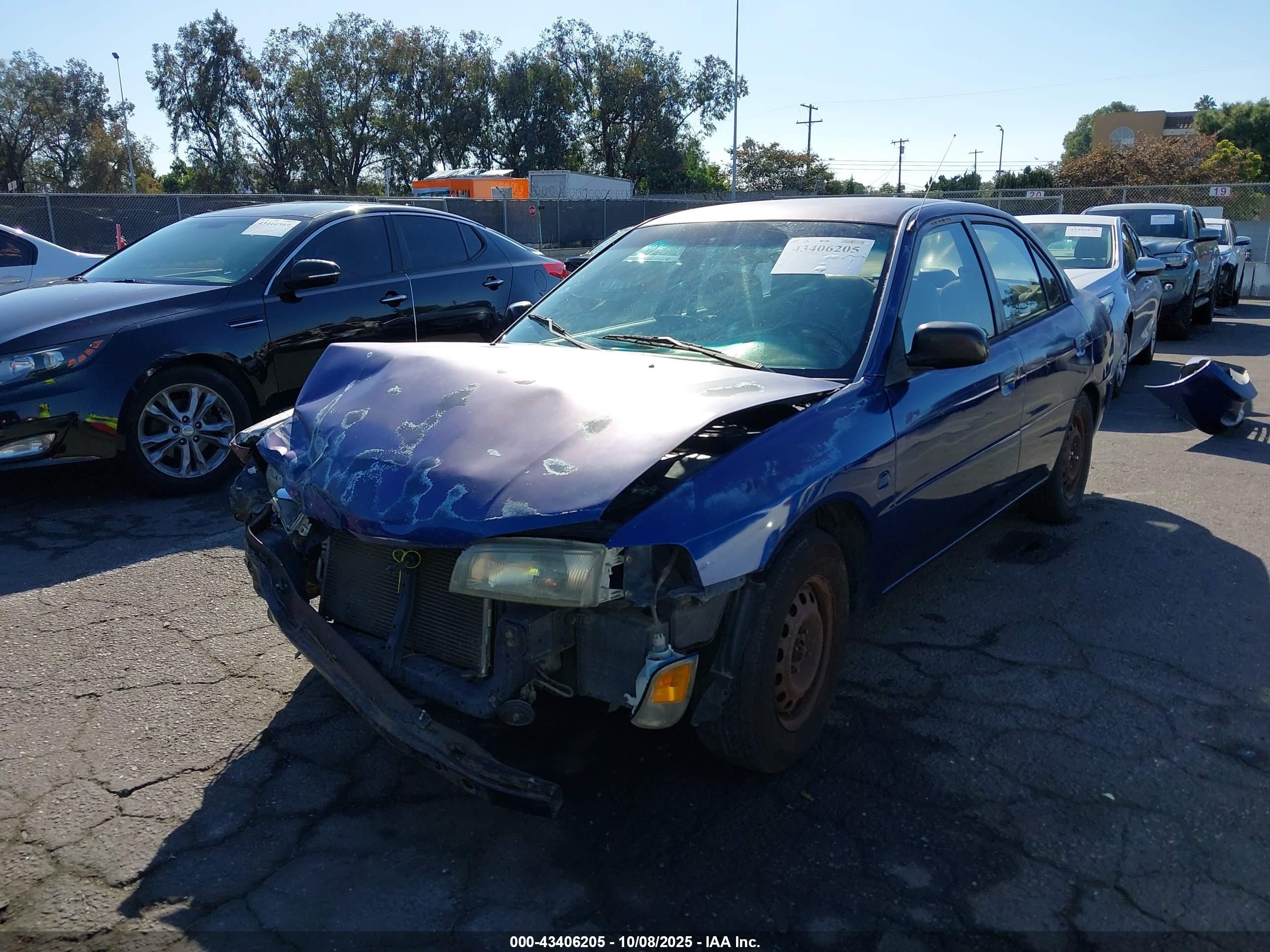 2001 Mitsubishi Mirage Es Blue vin: JA3AY26C71U018708