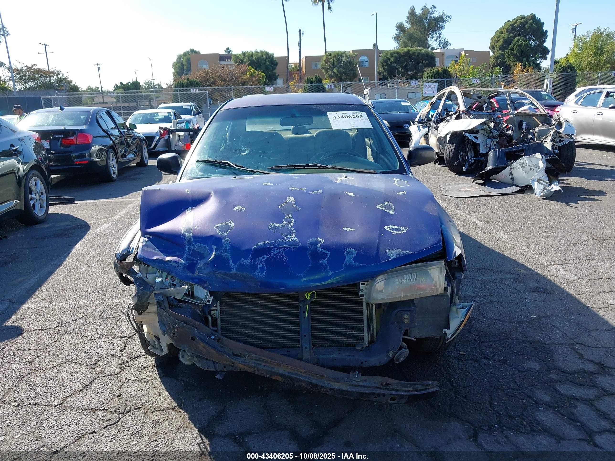 2001 Mitsubishi Mirage Es Blue vin: JA3AY26C71U018708