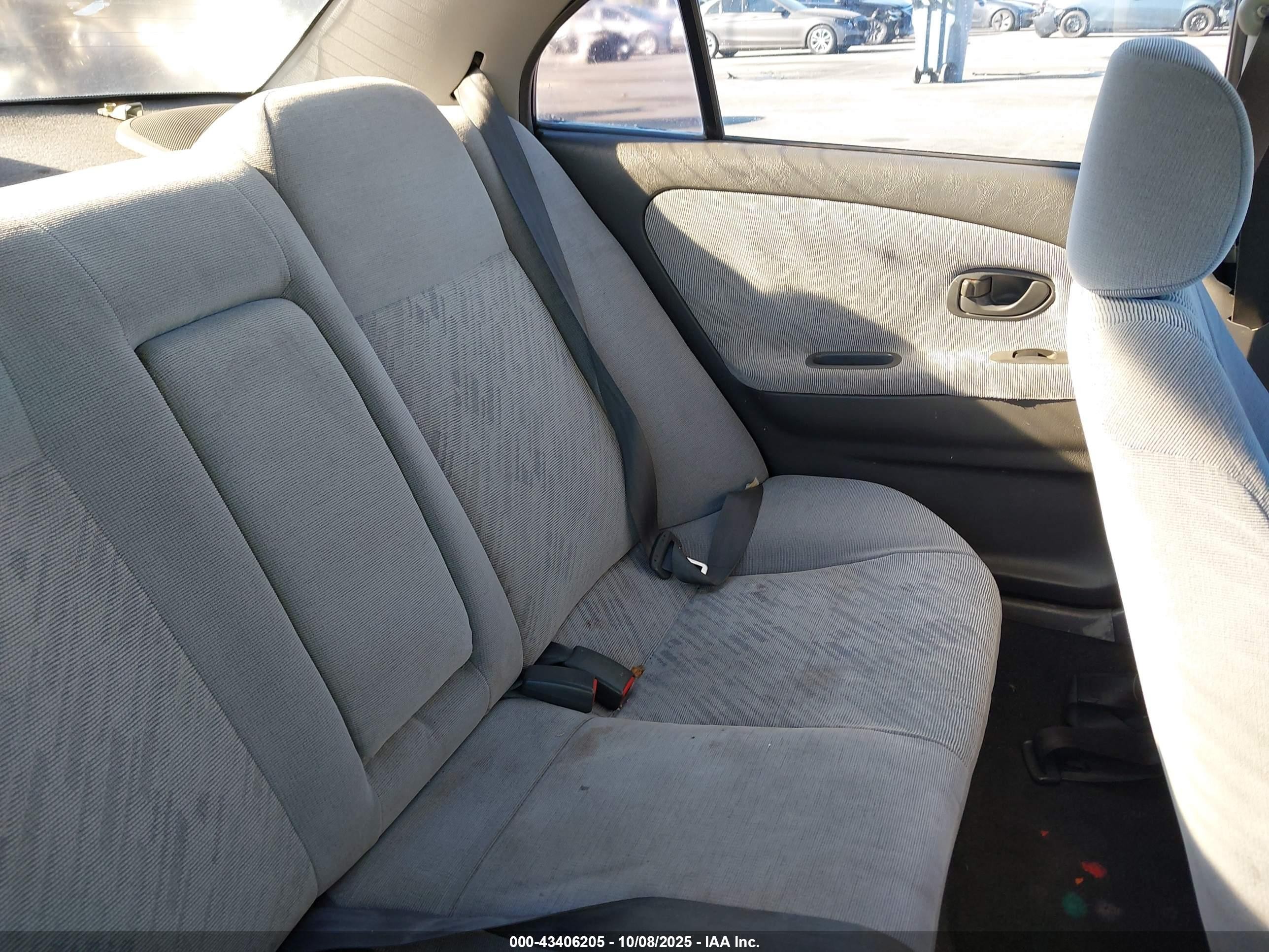 2001 Mitsubishi Mirage Es Blue vin: JA3AY26C71U018708