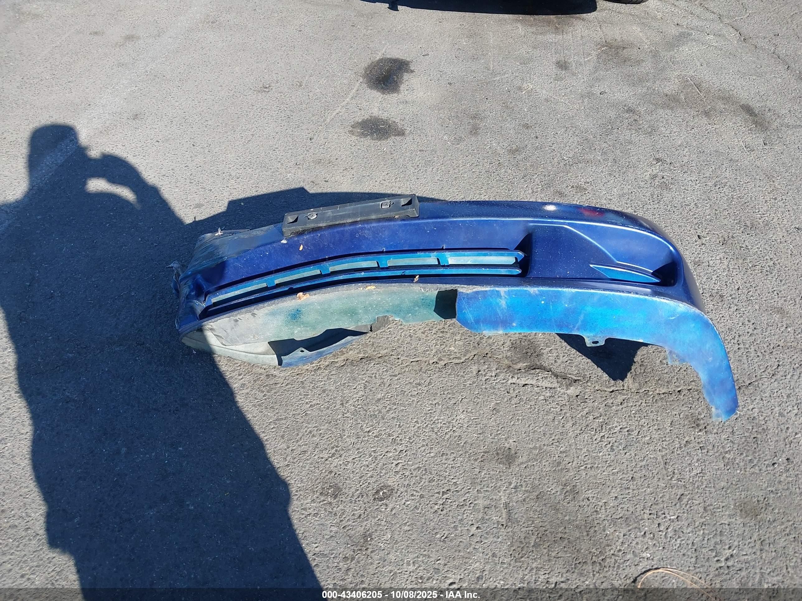 2001 Mitsubishi Mirage Es Blue vin: JA3AY26C71U018708