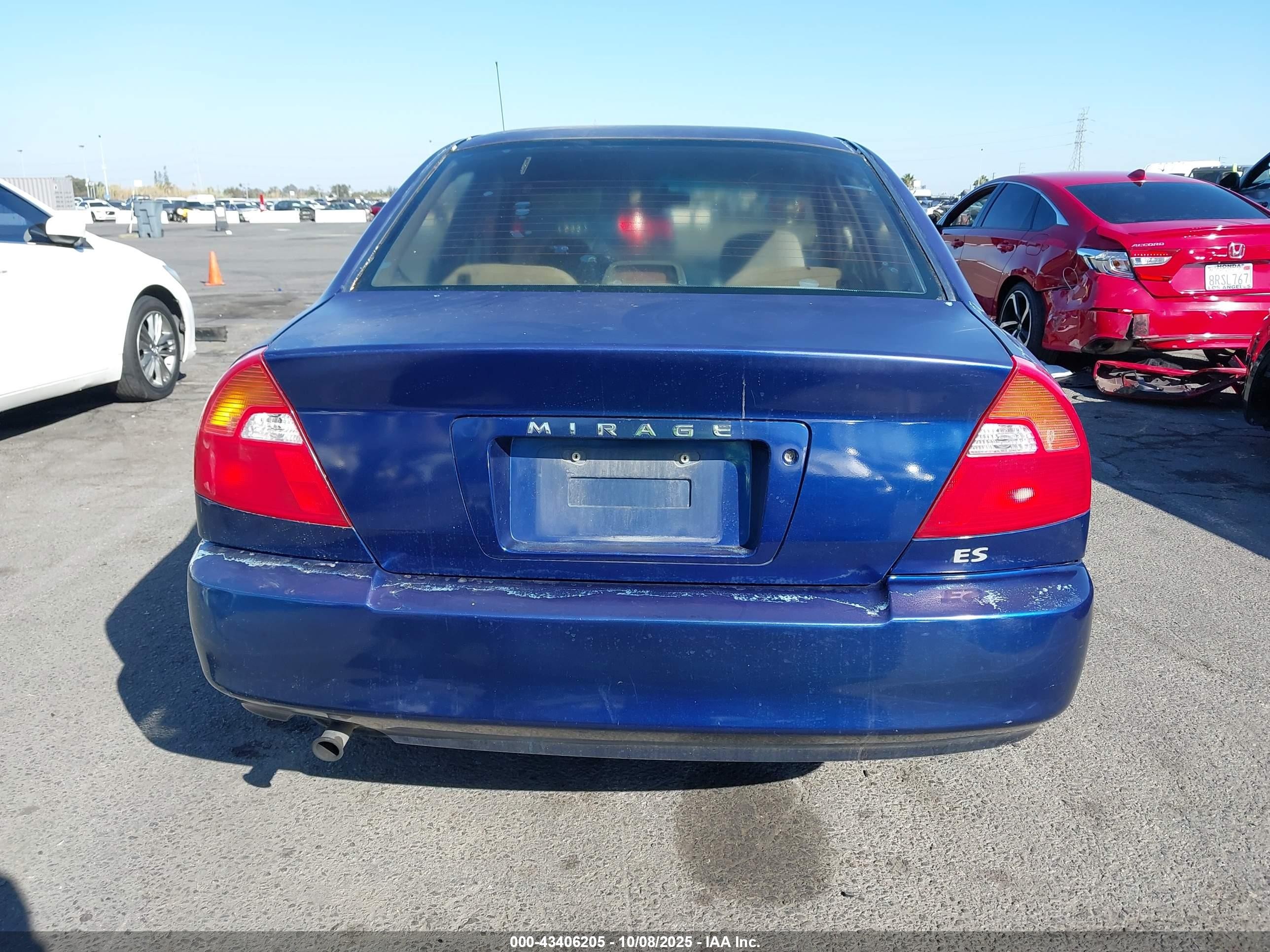 2001 Mitsubishi Mirage Es Blue vin: JA3AY26C71U018708