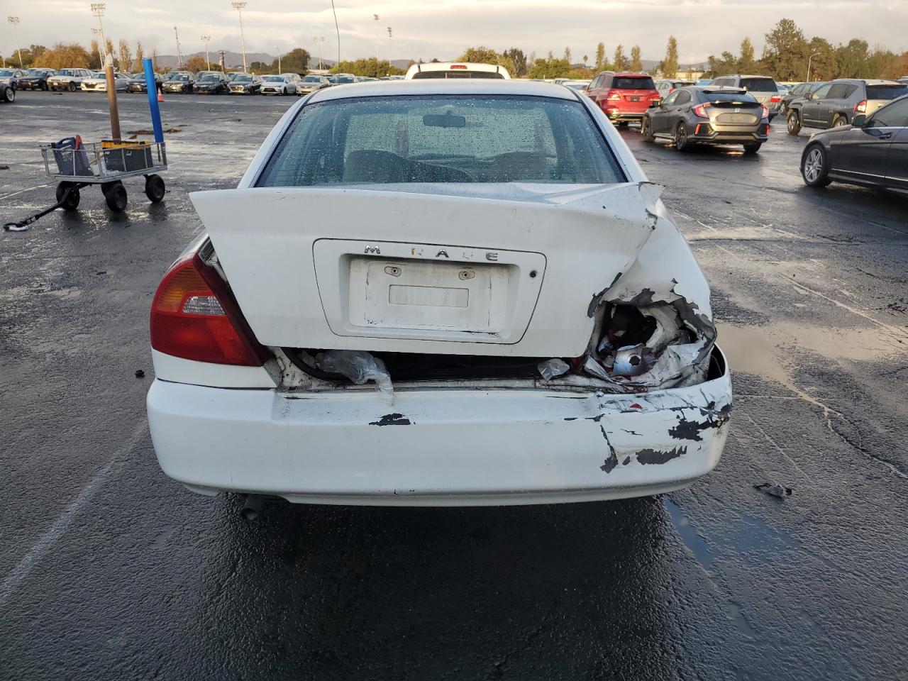 2001 Mitsubishi Mirage Es White vin: JA3AY26C71U036674