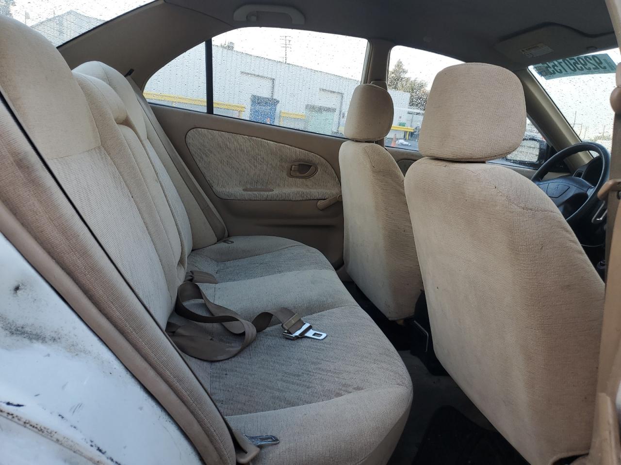 2001 Mitsubishi Mirage Es White vin: JA3AY26C71U036674