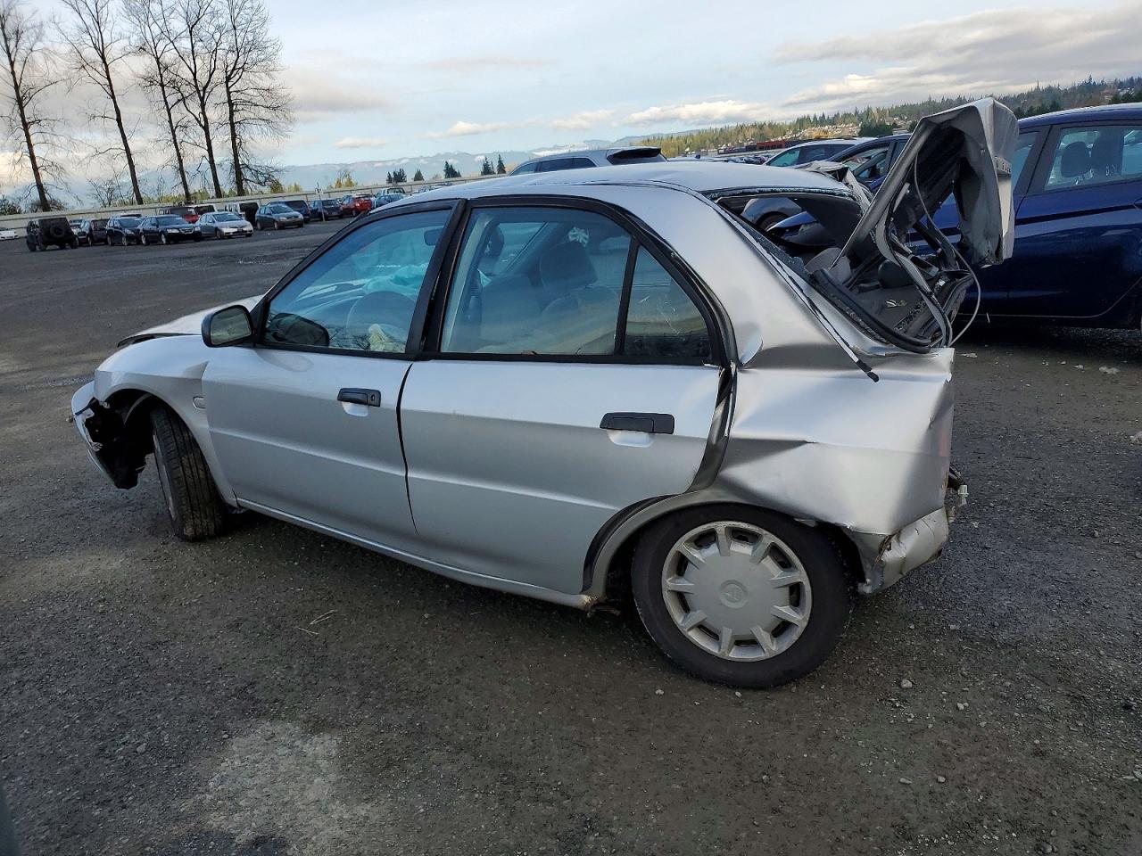 2001 Mitsubishi Mirage Es Серебряный vin: JA3AY26C71U040255