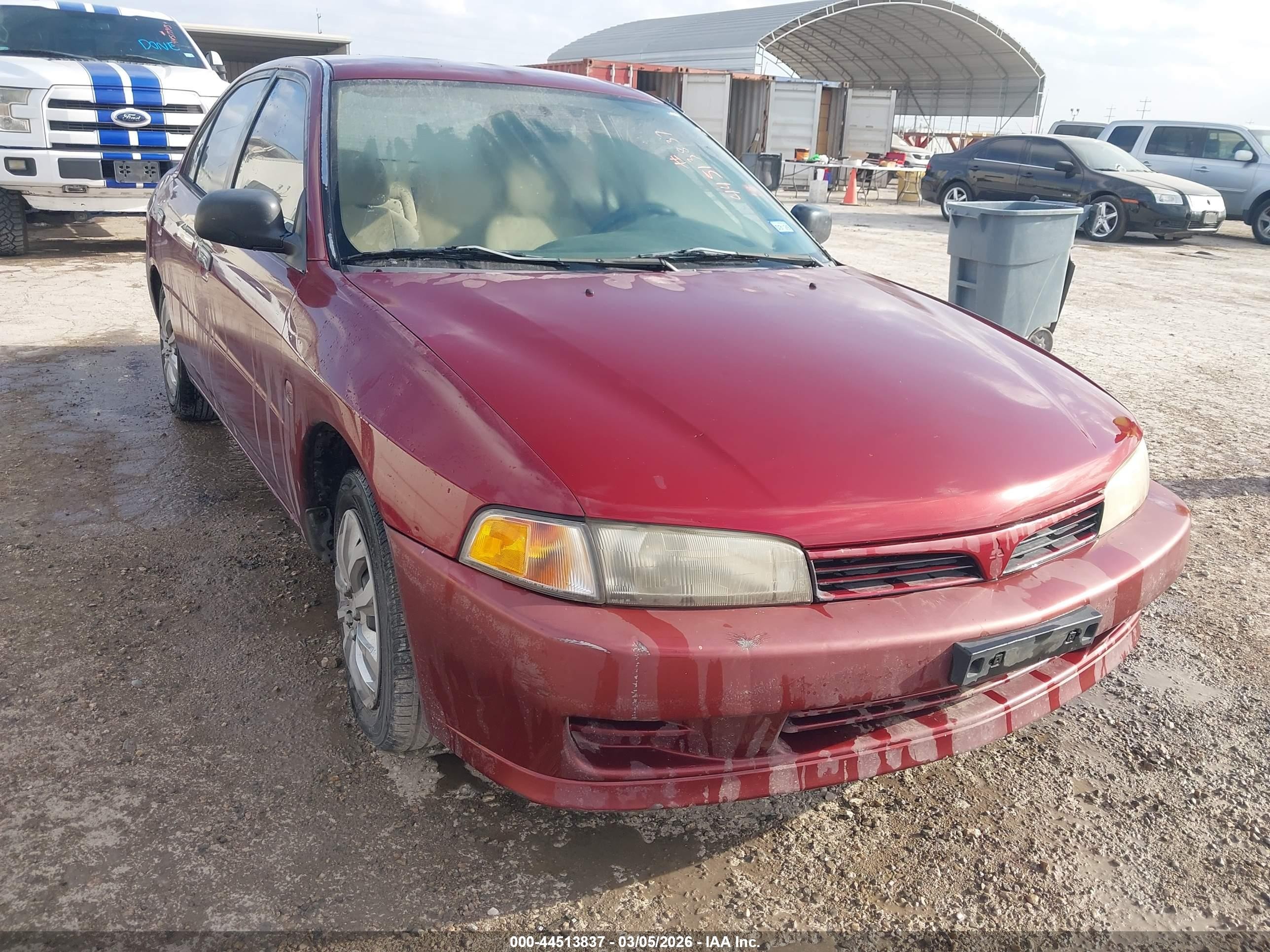 2000 Mitsubishi Mirage De Maroon vin: JA3AY26C8YU012118