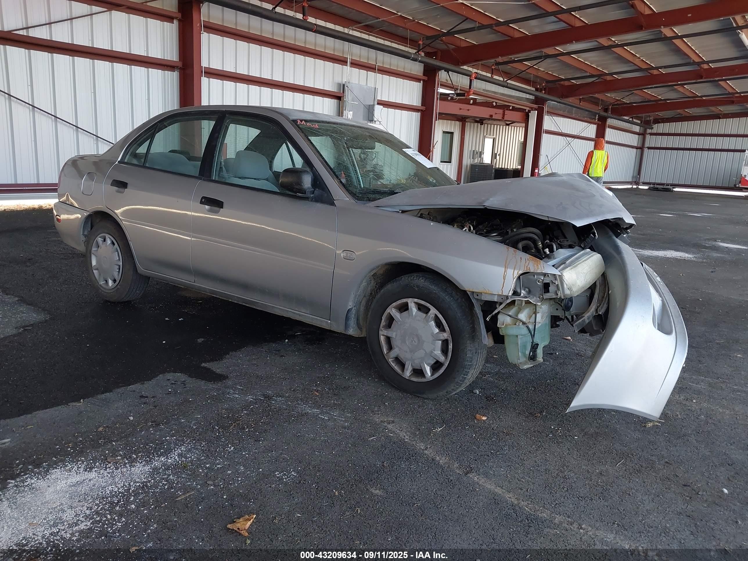 2001 Mitsubishi Mirage Es Silver vin: JA3AY26C91U002171
