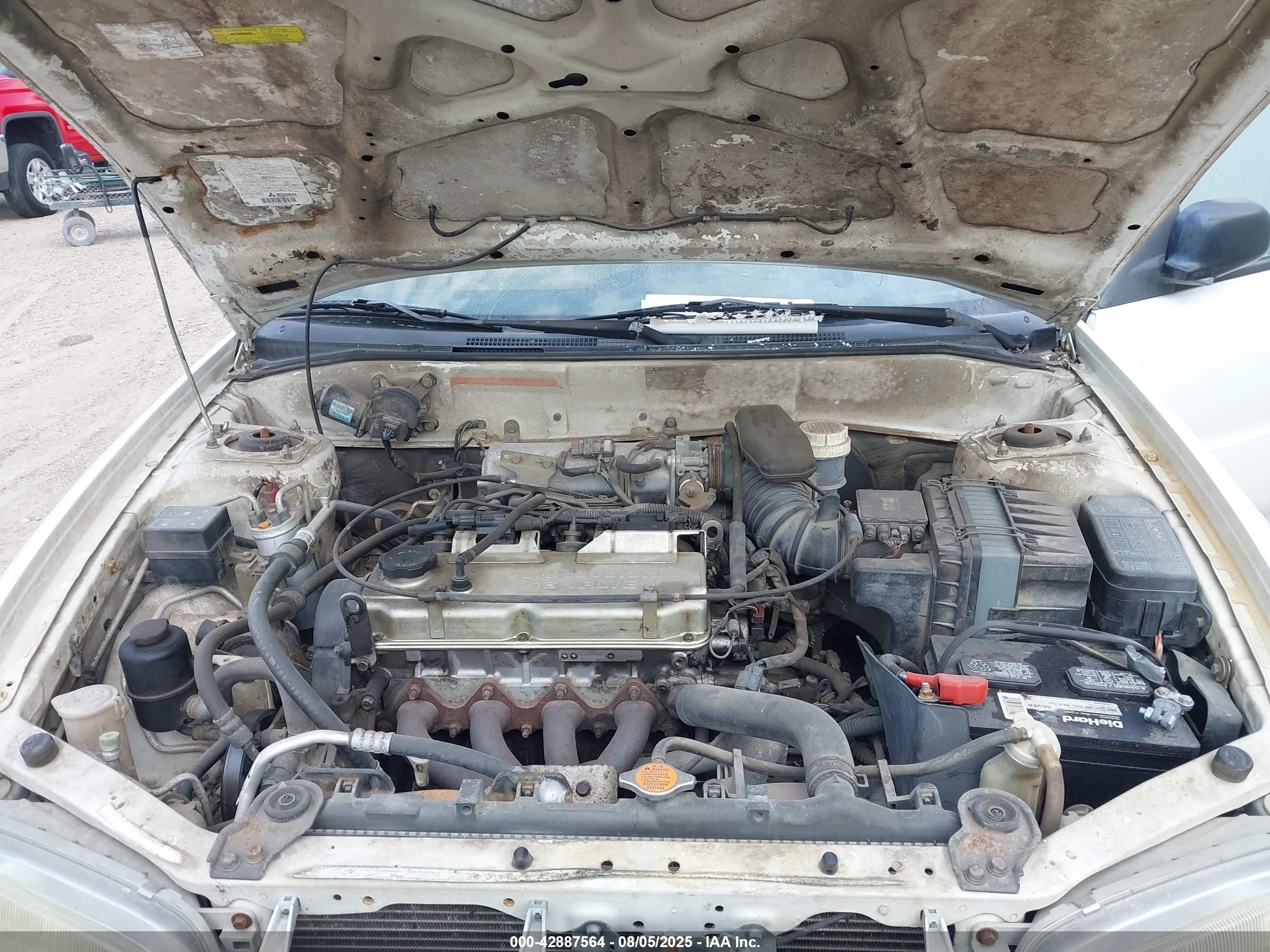 2001 Mitsubishi Mirage Es White vin: JA3AY26C91U025367