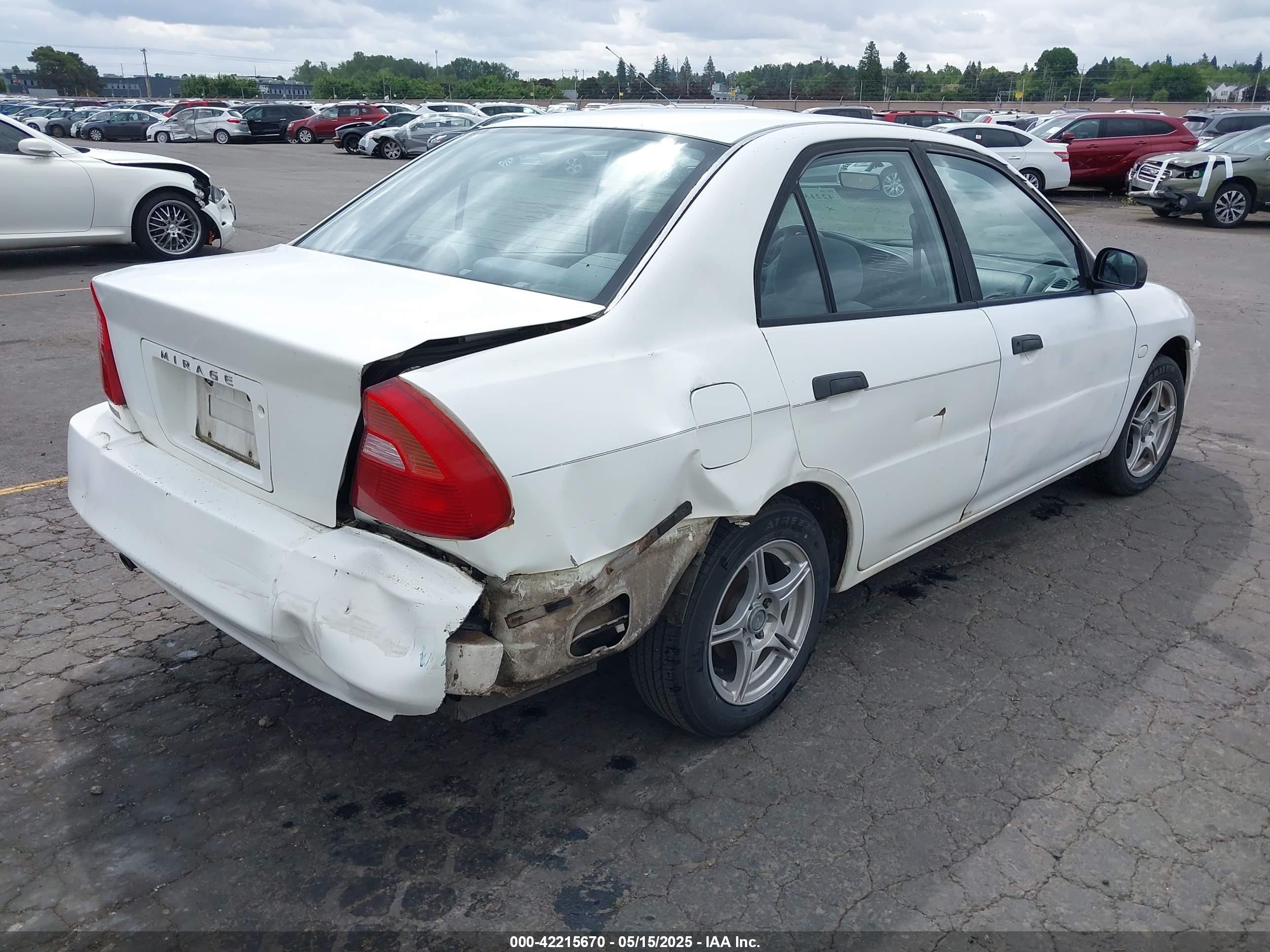 2001 Mitsubishi Mirage Es White vin: JA3AY26C91U048518