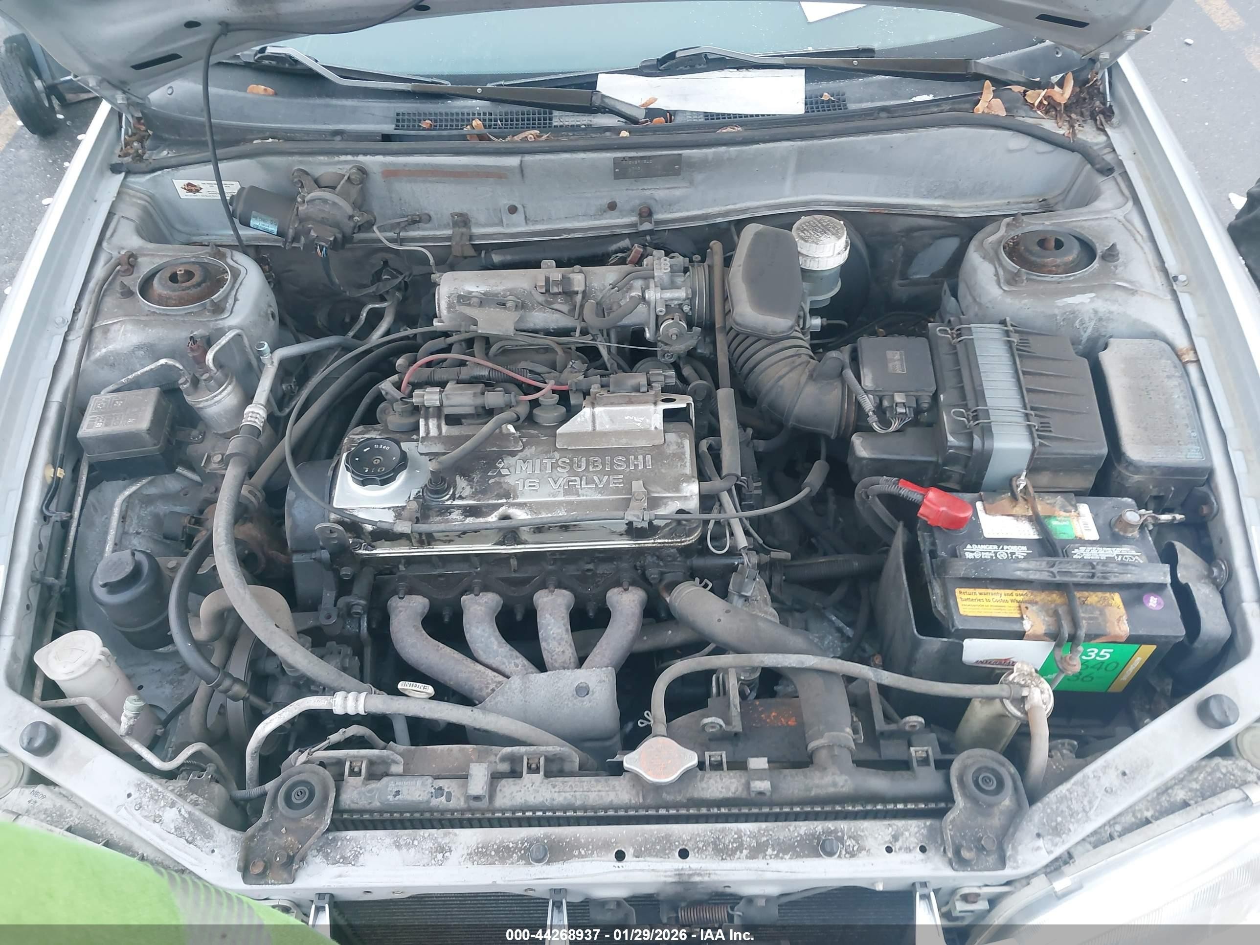 2001 Mitsubishi Mirage Es Серебряный vin: JA3AY26CX1U039598