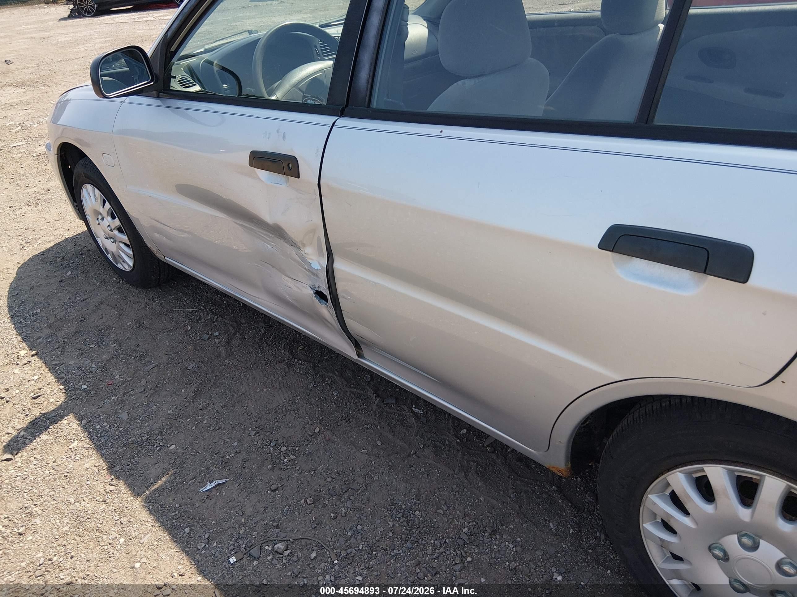 2000 Mitsubishi Mirage De Silver vin: JA3AY26CXYU035948