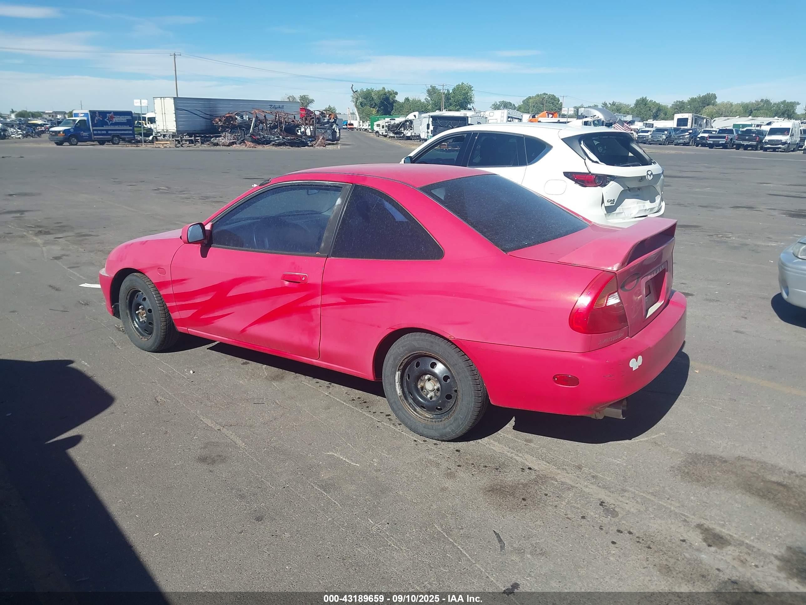 2000 Mitsubishi Mirage Ls Red vin: JA3AY31C5YU032906