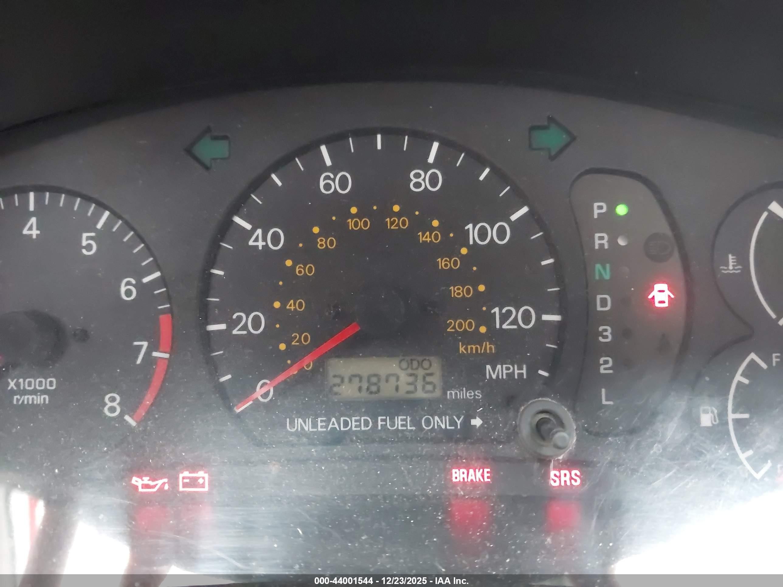 2001 Mitsubishi Mirage Ls Silver vin: JA3AY36C21U040086