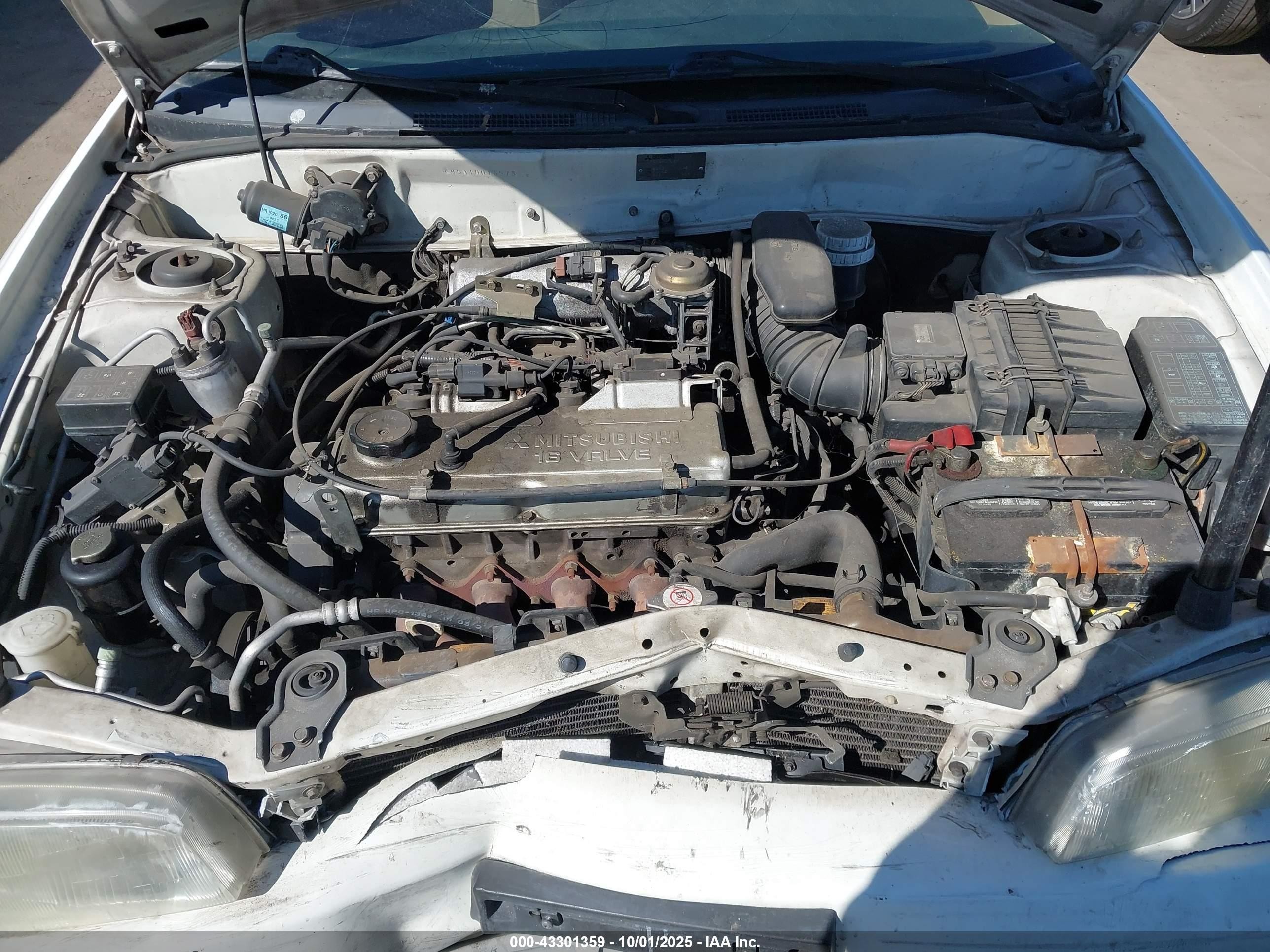 2001 Mitsubishi Mirage Ls White vin: JA3AY36C31U016573