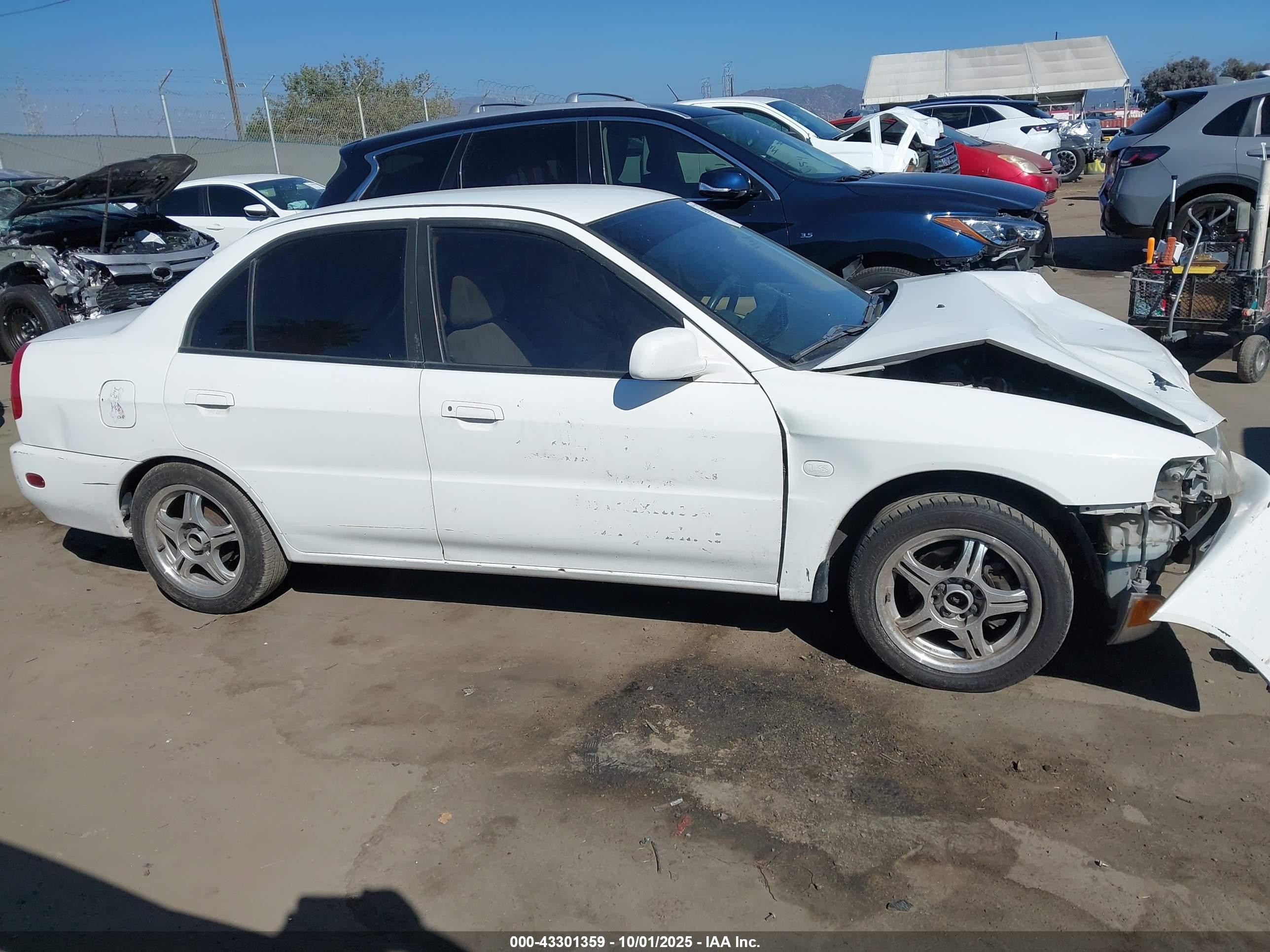 2001 Mitsubishi Mirage Ls White vin: JA3AY36C31U016573