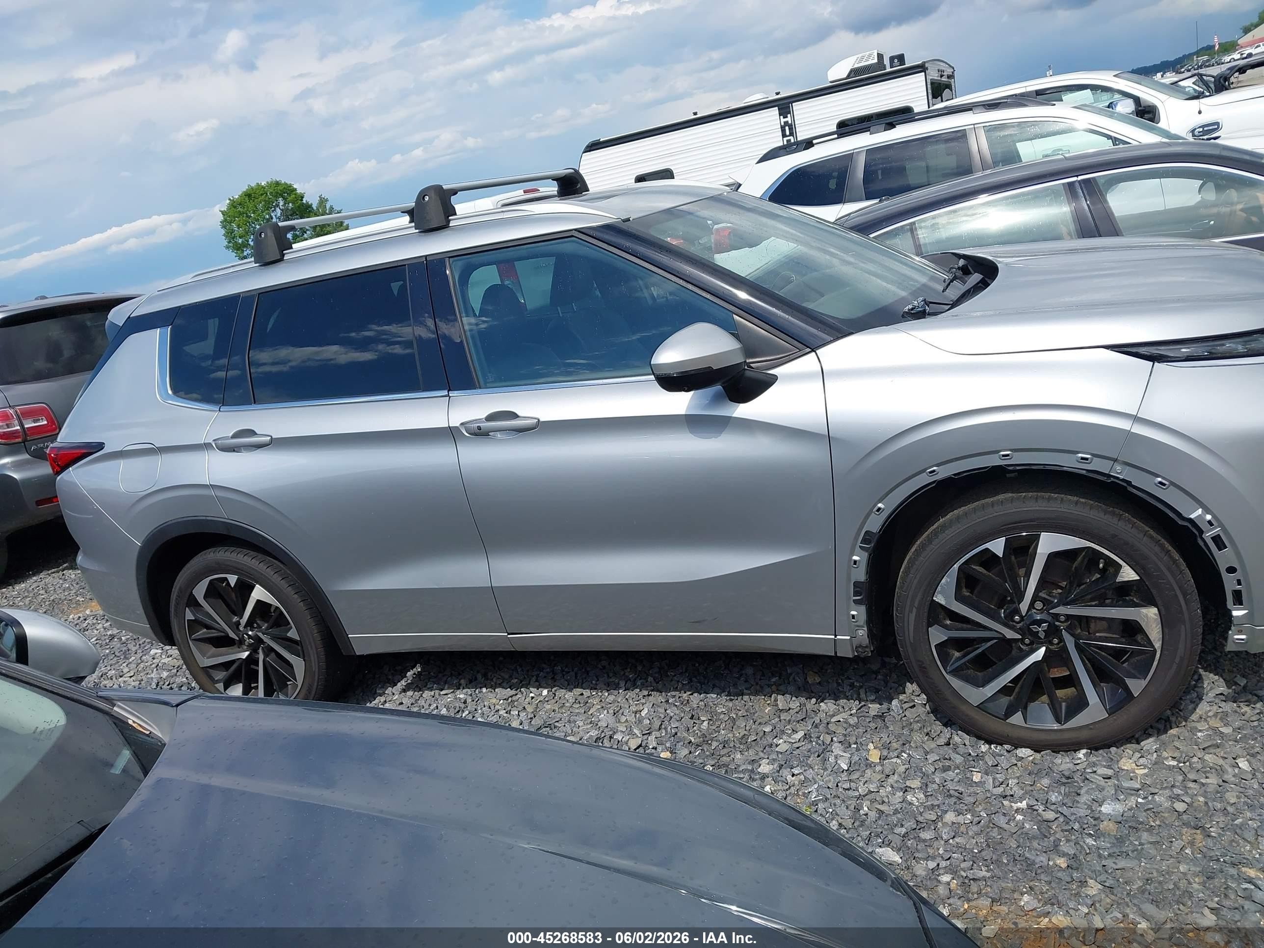 2022 Mitsubishi Outlander Sel 2.5 S-awc Silver vin: JA4j4VA87NZ075401