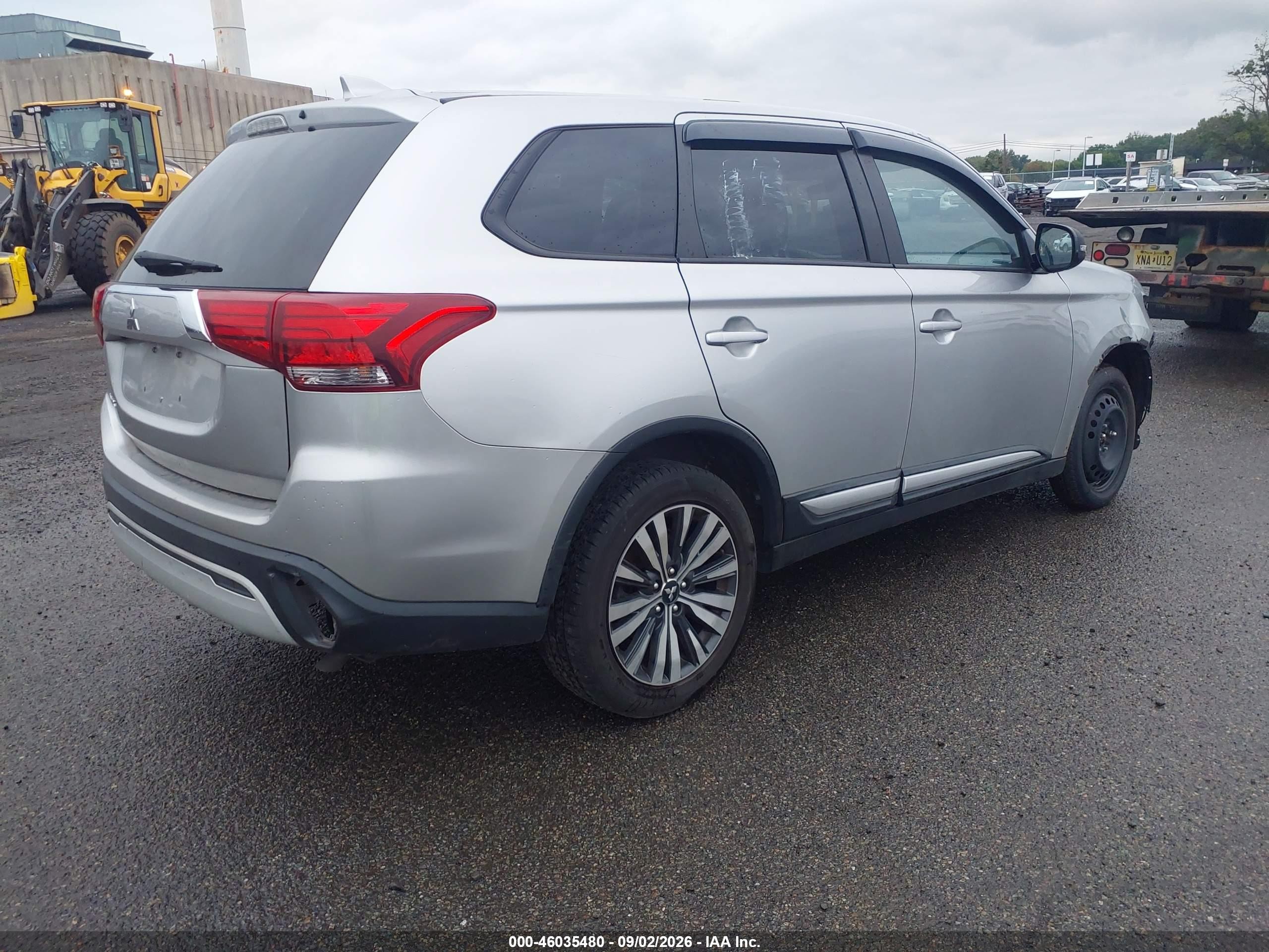 2020 Mitsubishi Outlander Es 2.4 Gray vin: JA4AD2A30LZ045513