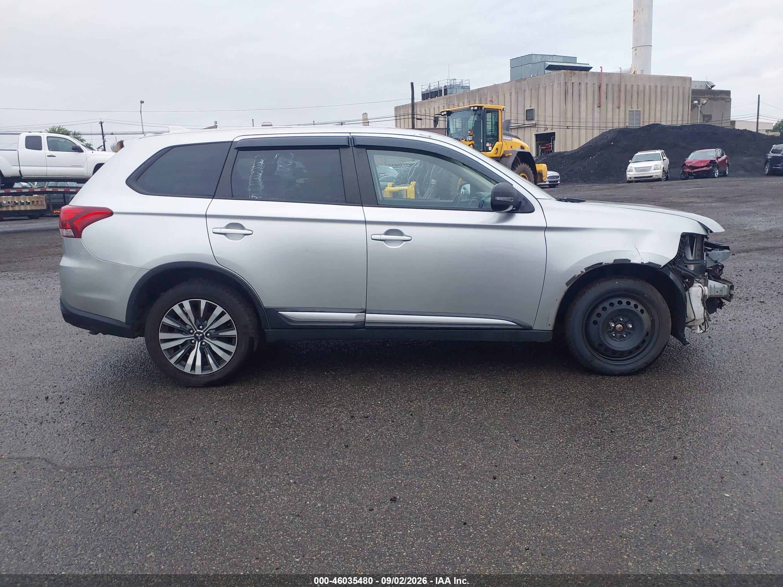 2020 Mitsubishi Outlander Es 2.4 Gray vin: JA4AD2A30LZ045513