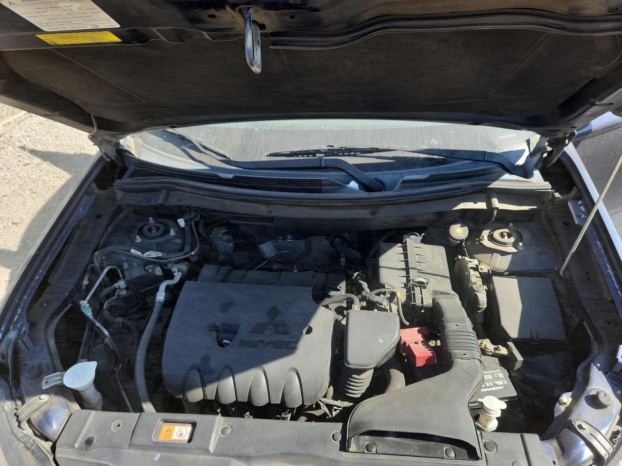 2015 Mitsubishi Outlander Es Blue vin: JA4AD2A31FZ003212