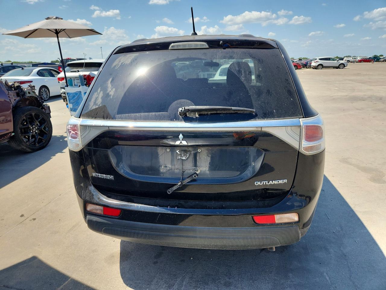 2014 Mitsubishi Outlander Es Black vin: JA4AD2A32EZ011883