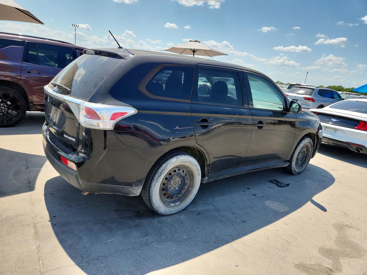 2014 Mitsubishi Outlander Es Black vin: JA4AD2A32EZ011883