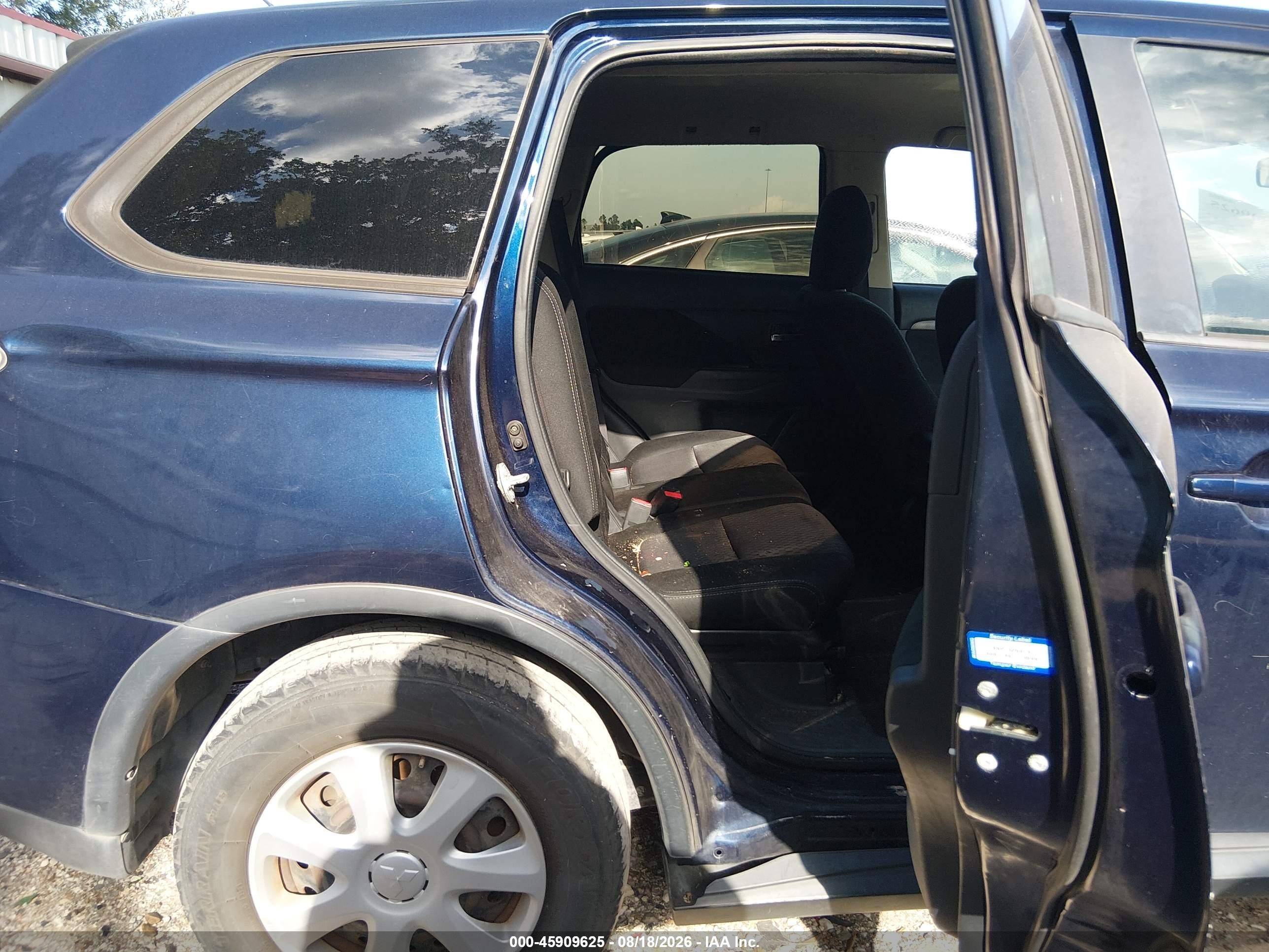 2015 Mitsubishi Outlander Es Blue vin: JA4AD2A32FZ013408