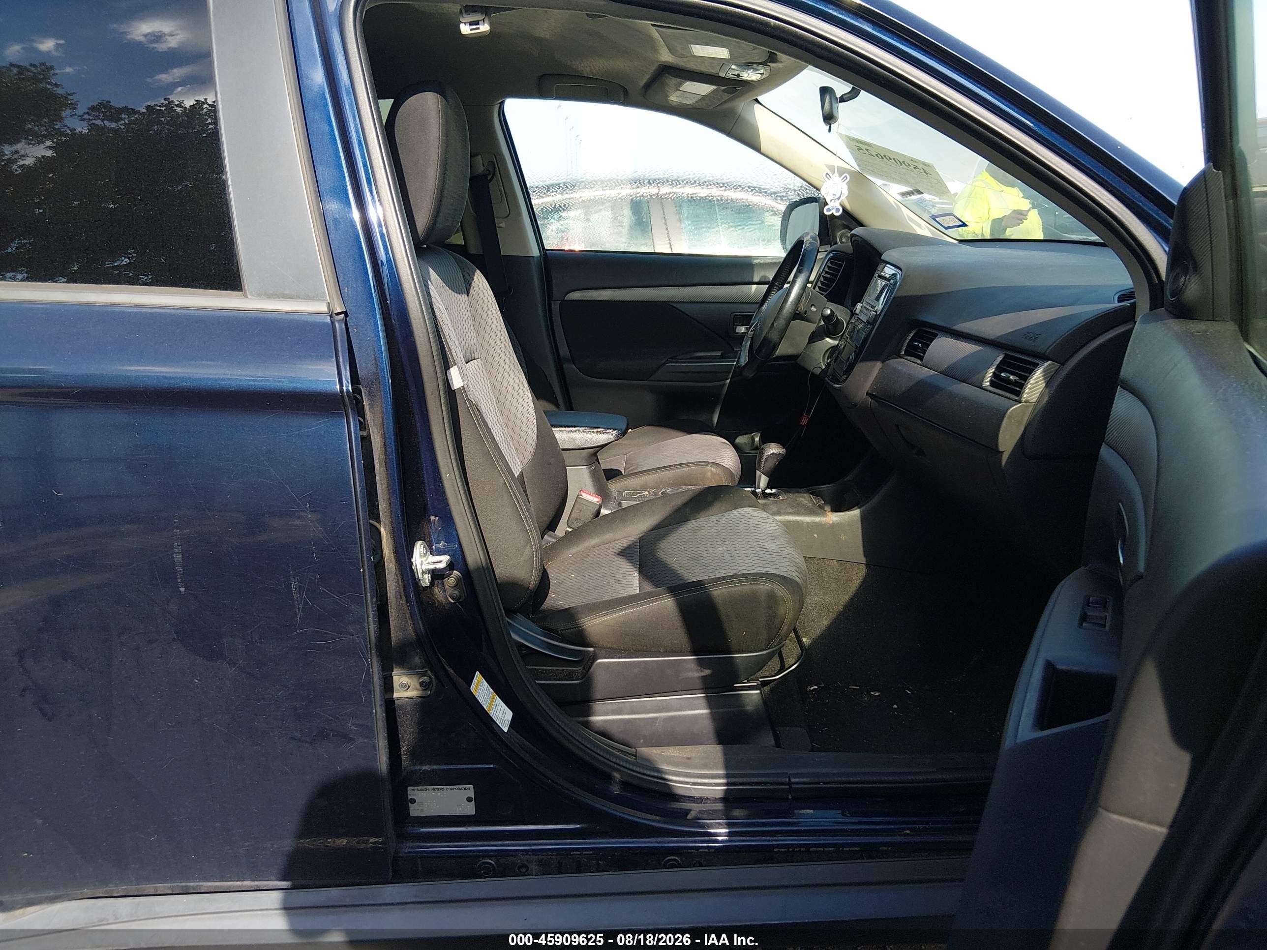 2015 Mitsubishi Outlander Es Blue vin: JA4AD2A32FZ013408