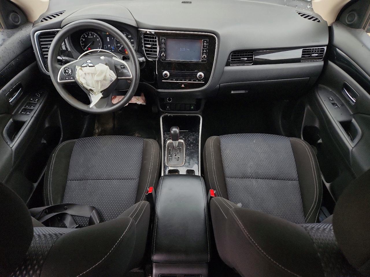 2020 Mitsubishi Outlander Es Black vin: JA4AD2A32LZ004624