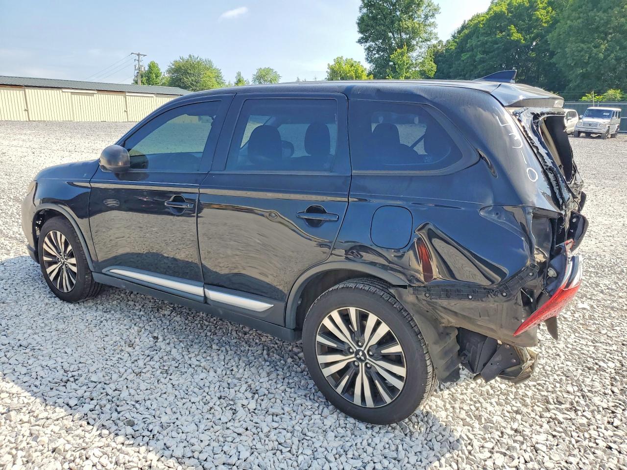 2019 Mitsubishi Outlander Black vin: JA4AD2A33KZ004310