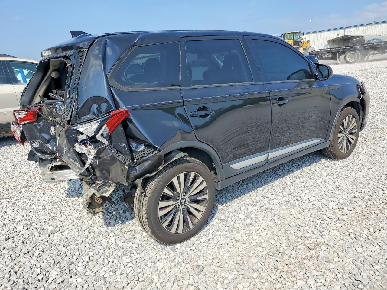 2019 Mitsubishi Outlander Black vin: JA4AD2A33KZ004310