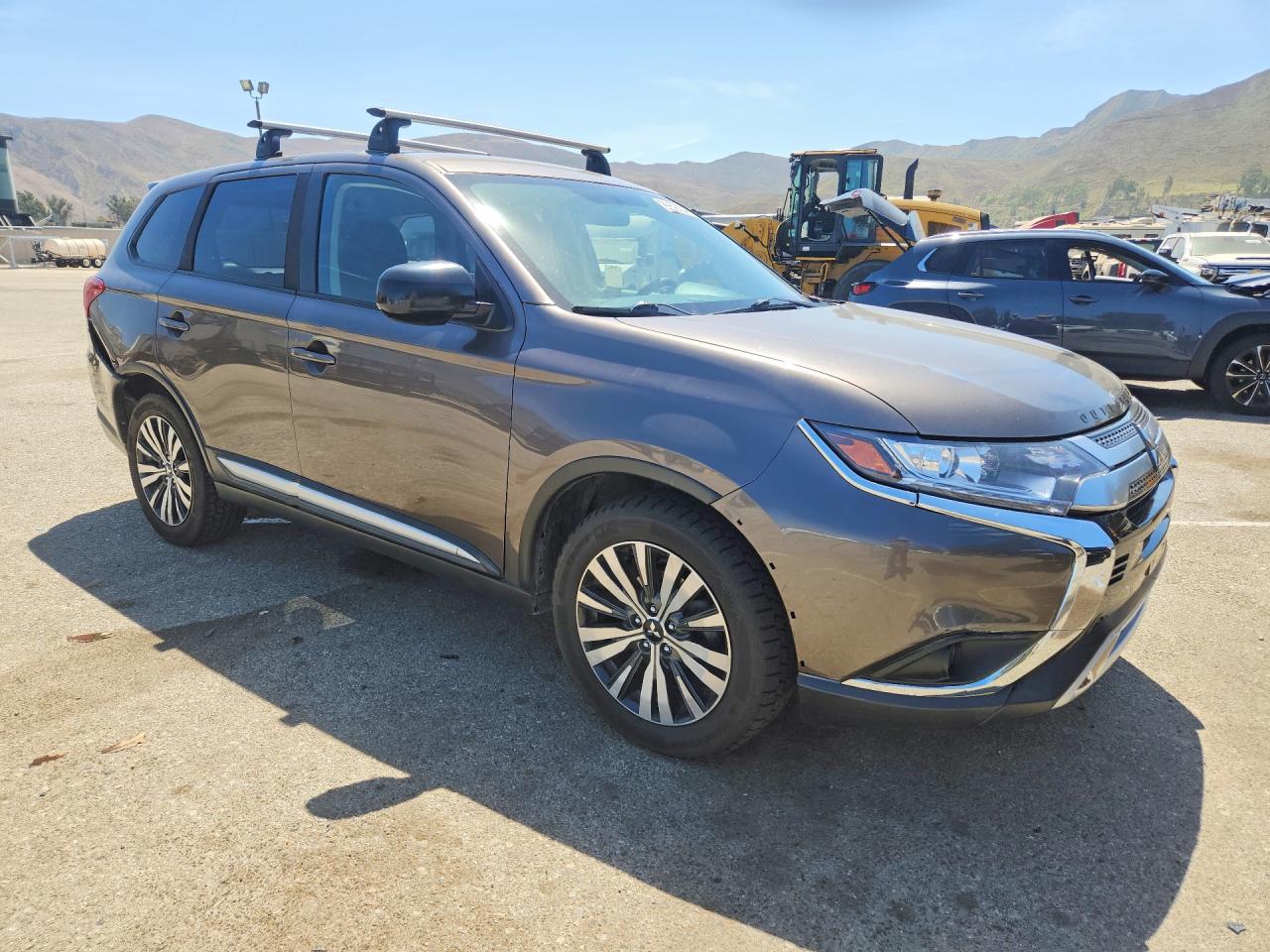 2019 Mitsubishi Outlander Es Gray vin: JA4AD2A33KZ008082