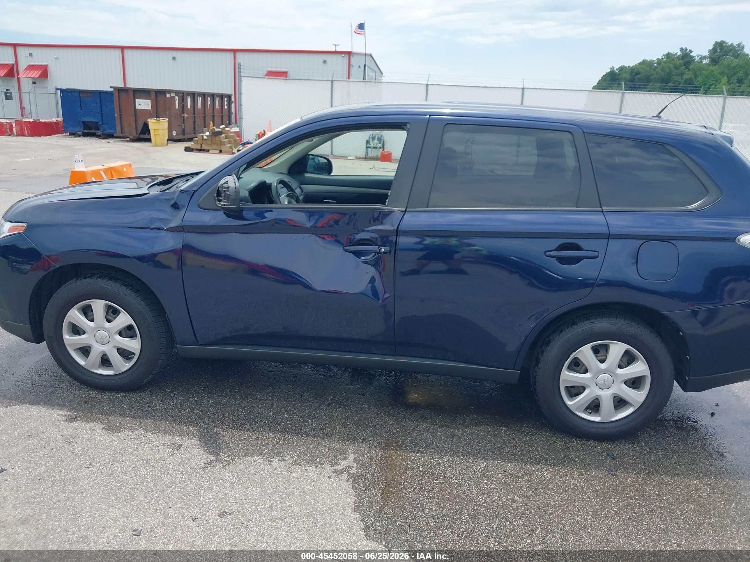 2014 Mitsubishi Outlander Es Blue vin: JA4AD2A34EZ017118