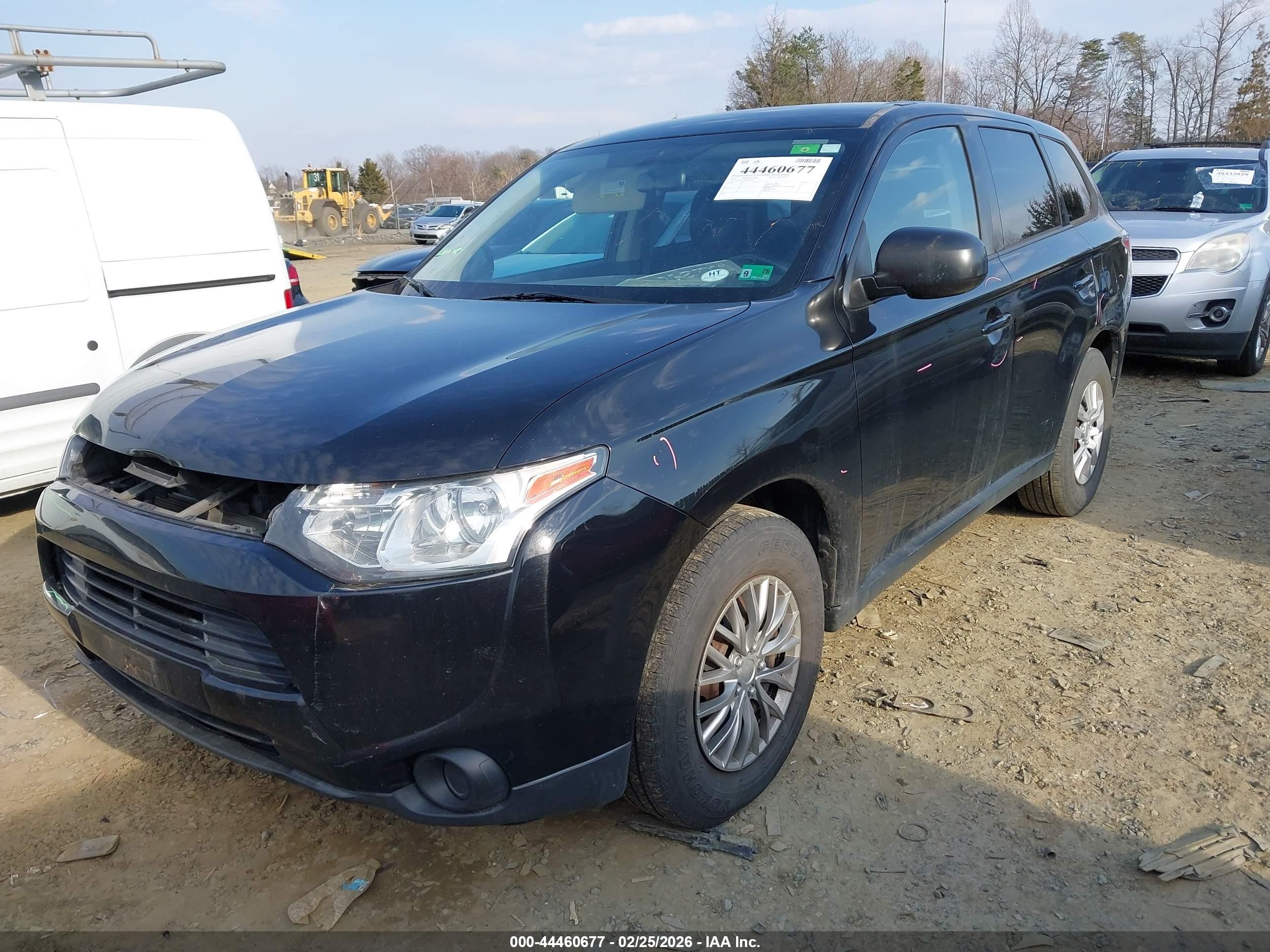 2014 Mitsubishi Outlander Es Черный vin: JA4AD2A35EZ006595