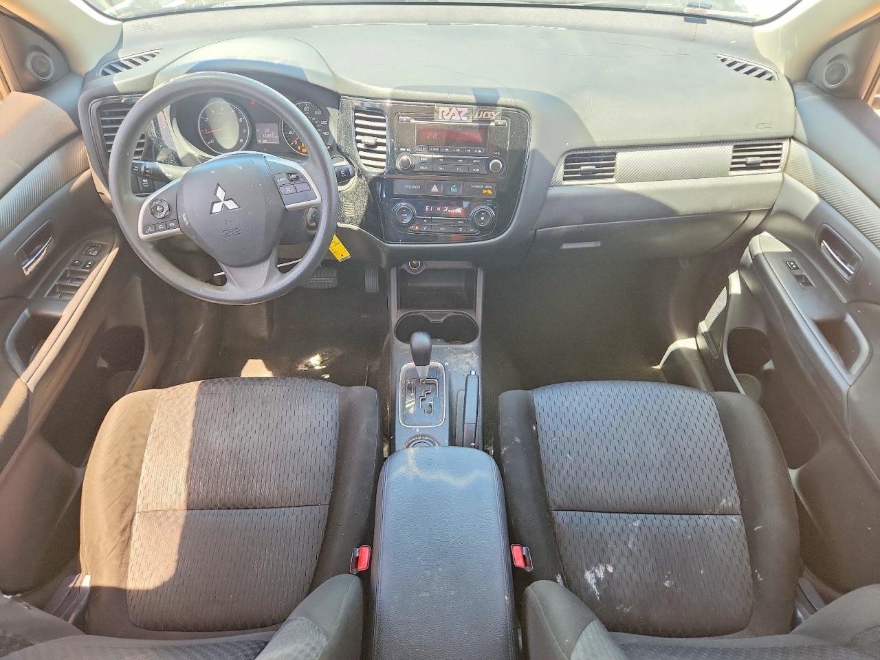 2014 Mitsubishi Outlander Es Silver vin: JA4AD2A36EZ008579