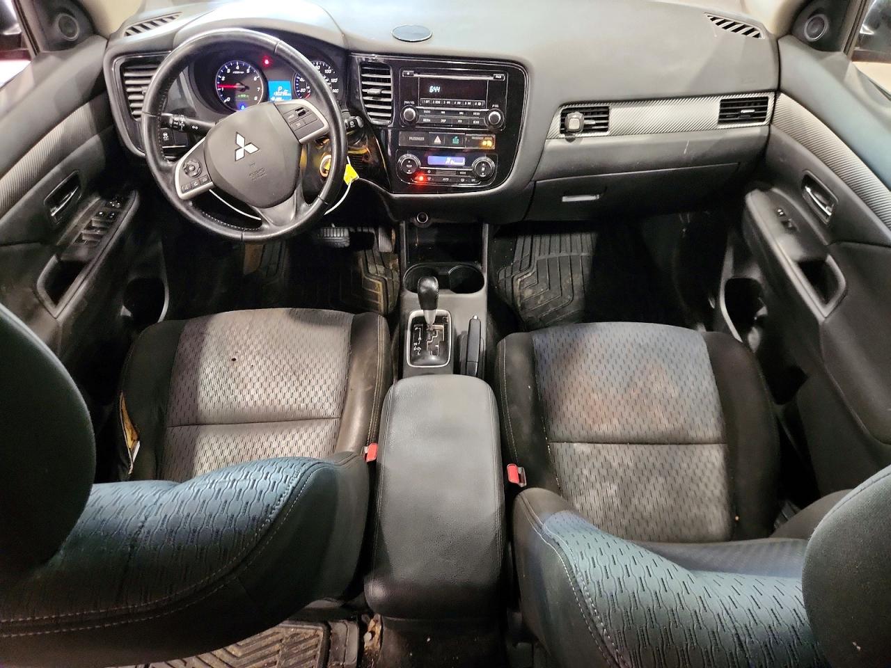 2015 Mitsubishi Outlander Es Red vin: JA4AD2A36FZ000354