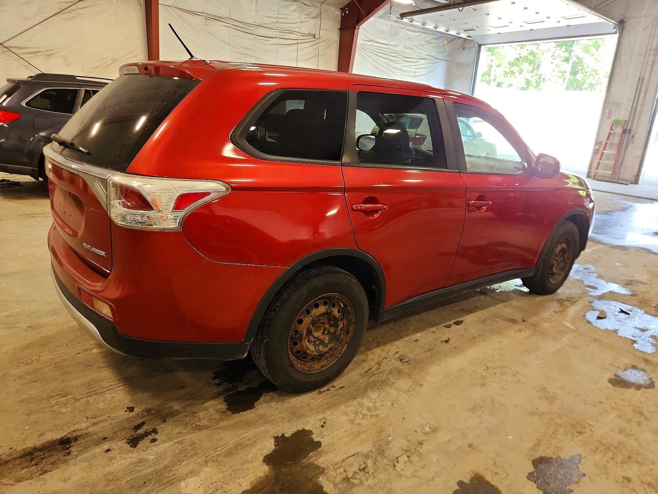 2015 Mitsubishi Outlander Es Red vin: JA4AD2A36FZ000354
