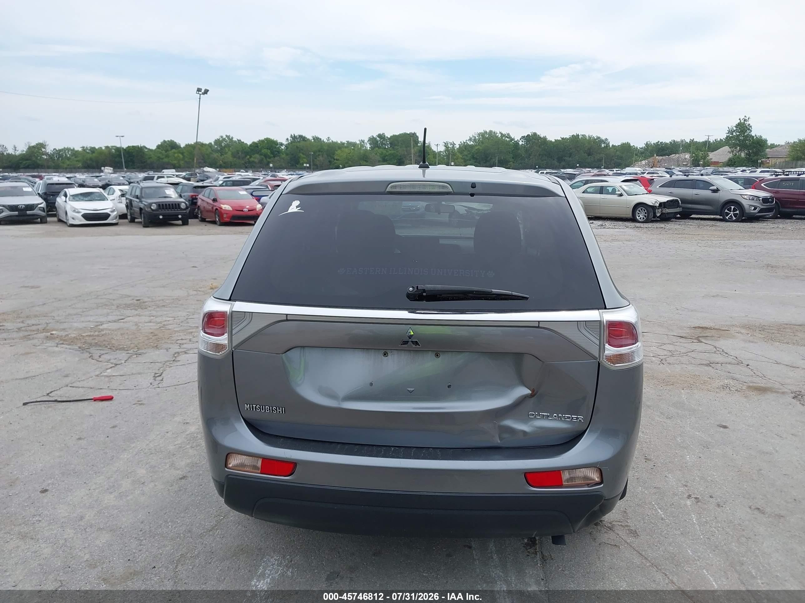 2014 Mitsubishi Outlander Es Gray vin: JA4AD2A37EZ008171